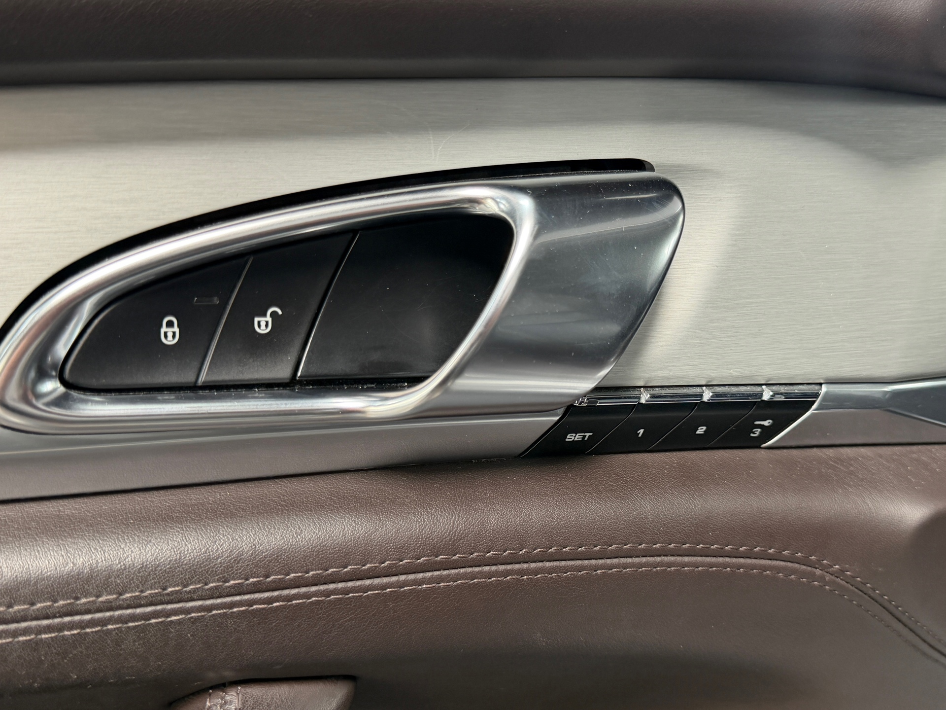 Foto van Porsche Panamera S Hybrid