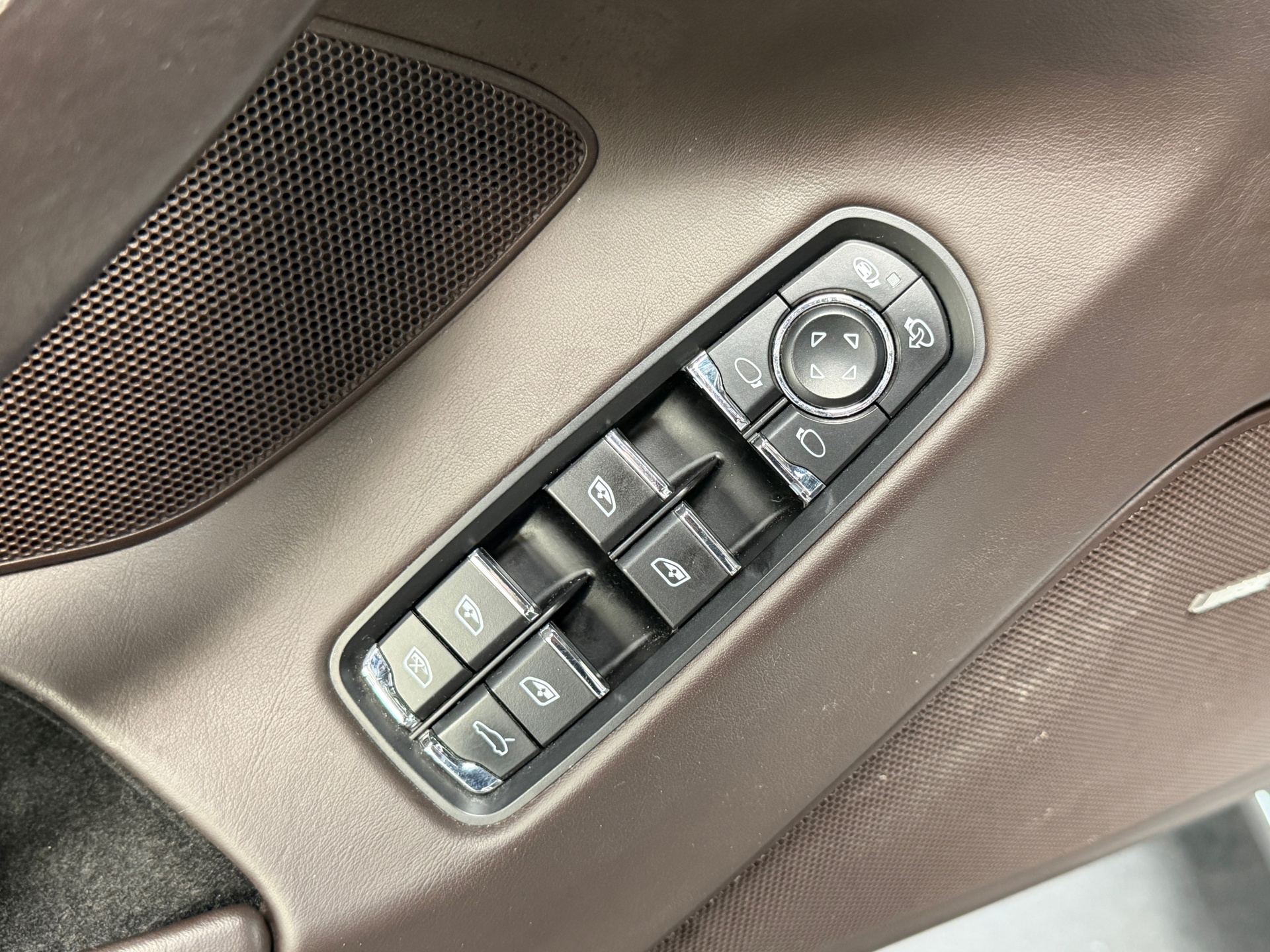 Foto van Porsche Panamera S Hybrid