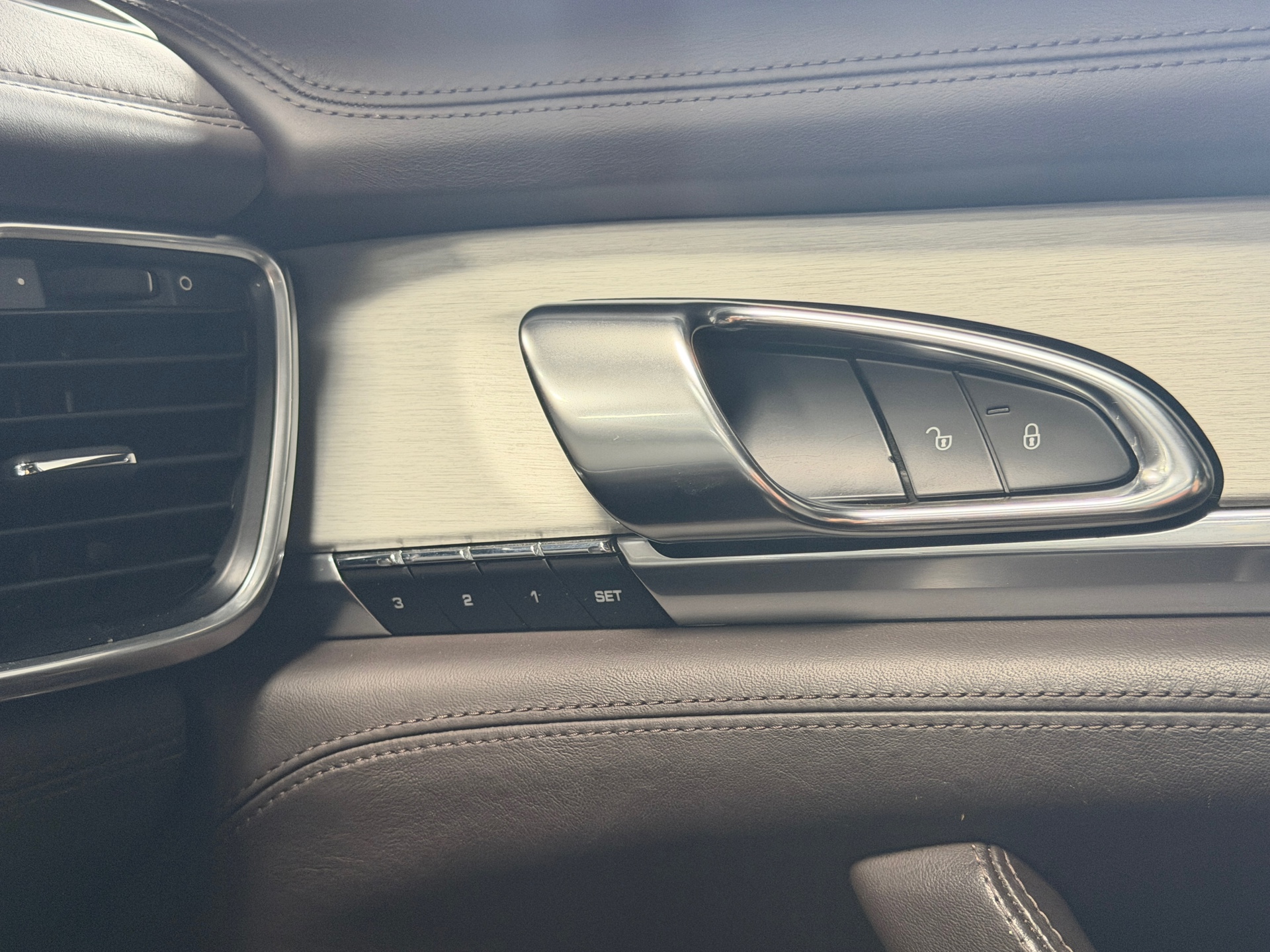 Foto van Porsche Panamera S Hybrid