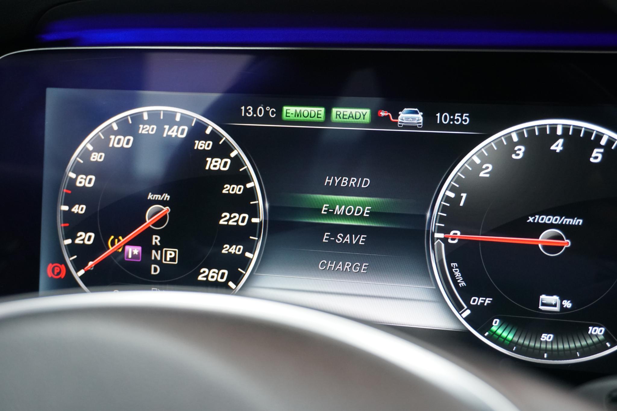 Foto van Mercedes-Benz E 350 E