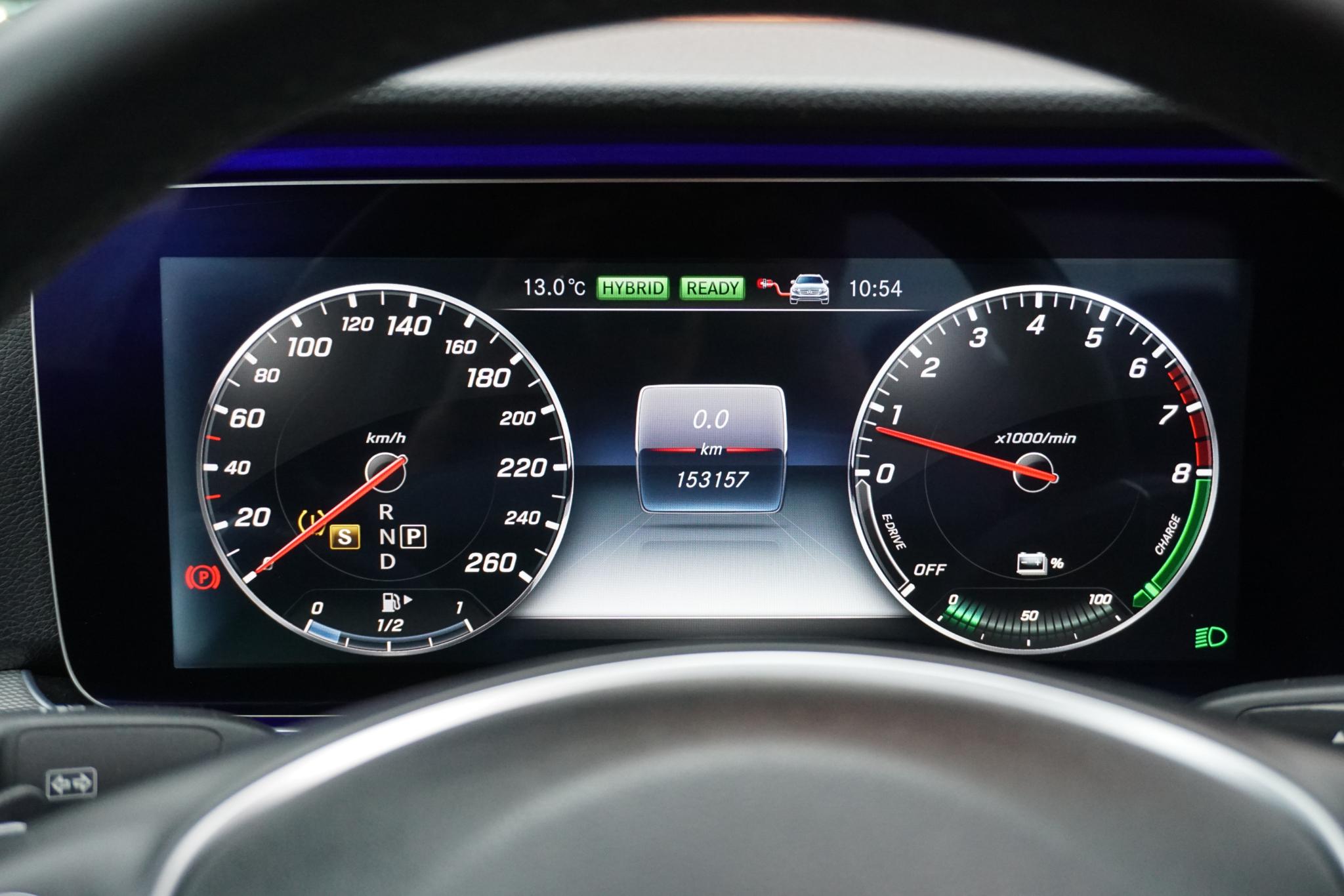Foto van Mercedes-Benz E 350 E
