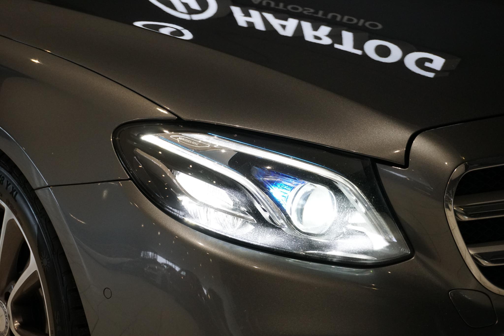 Foto van Mercedes-Benz E 350 E