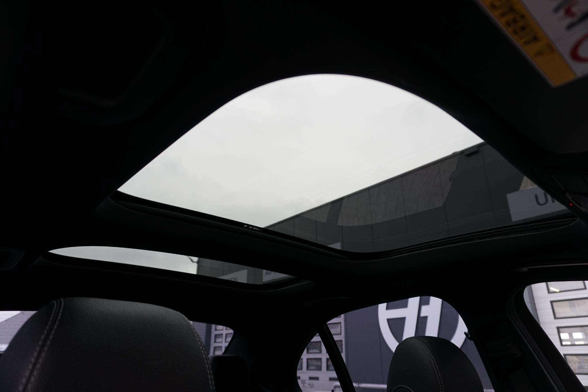 Foto van Mercedes-Benz E 350 E