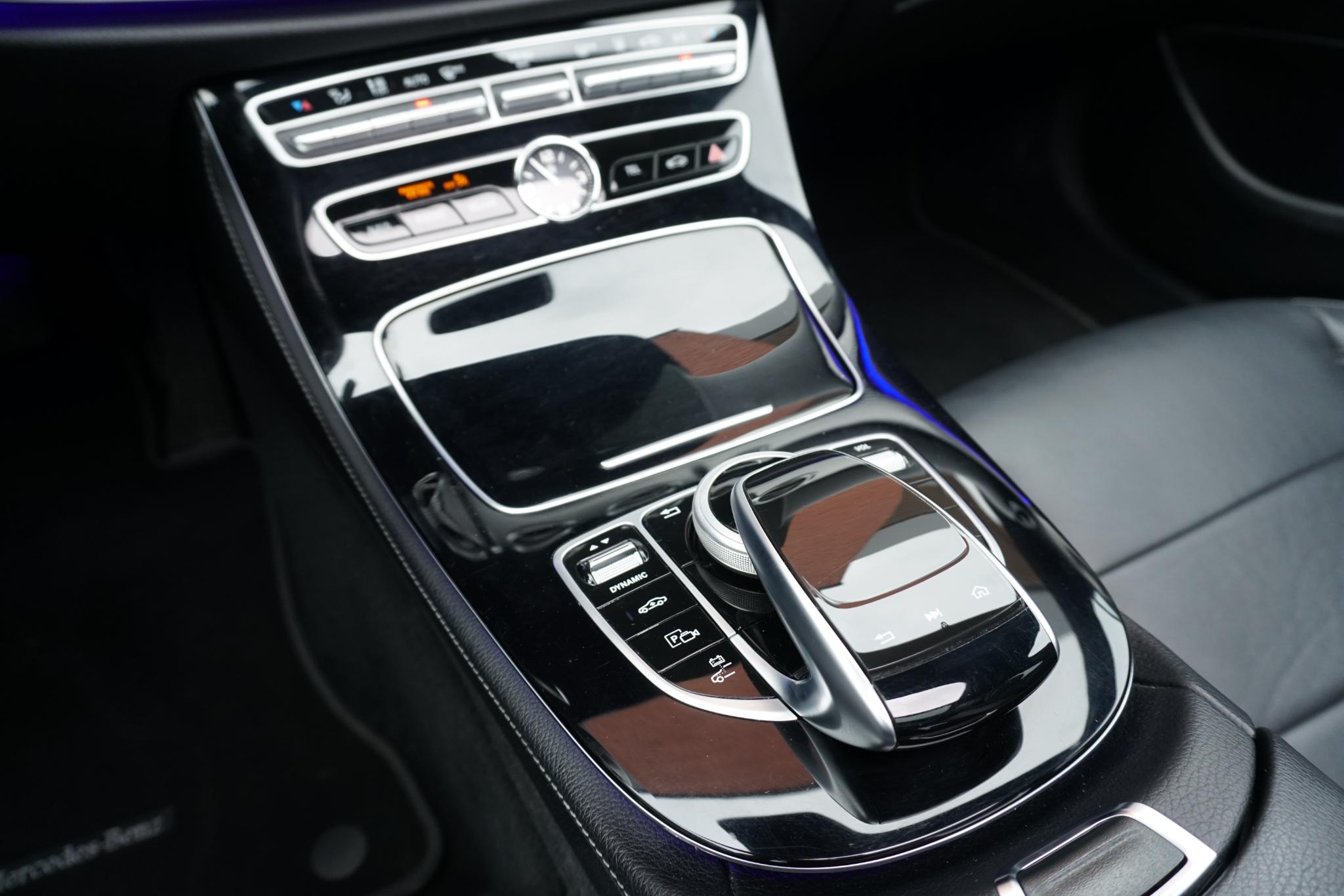 Foto van Mercedes-Benz E 350 E