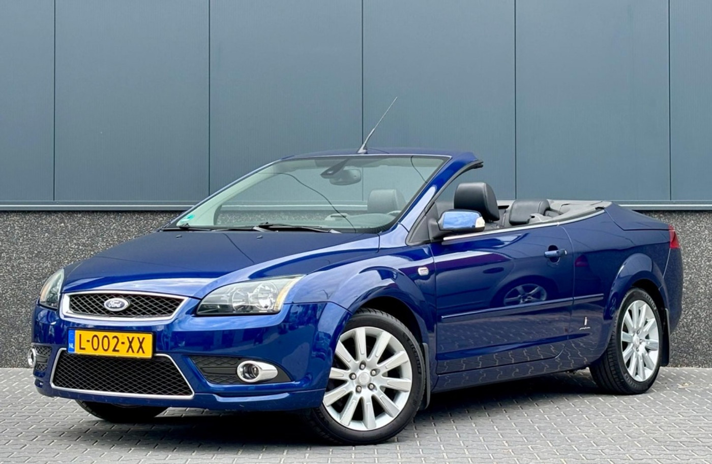 Ford Focus 2.0-16V Titanium 2007 - voorkant