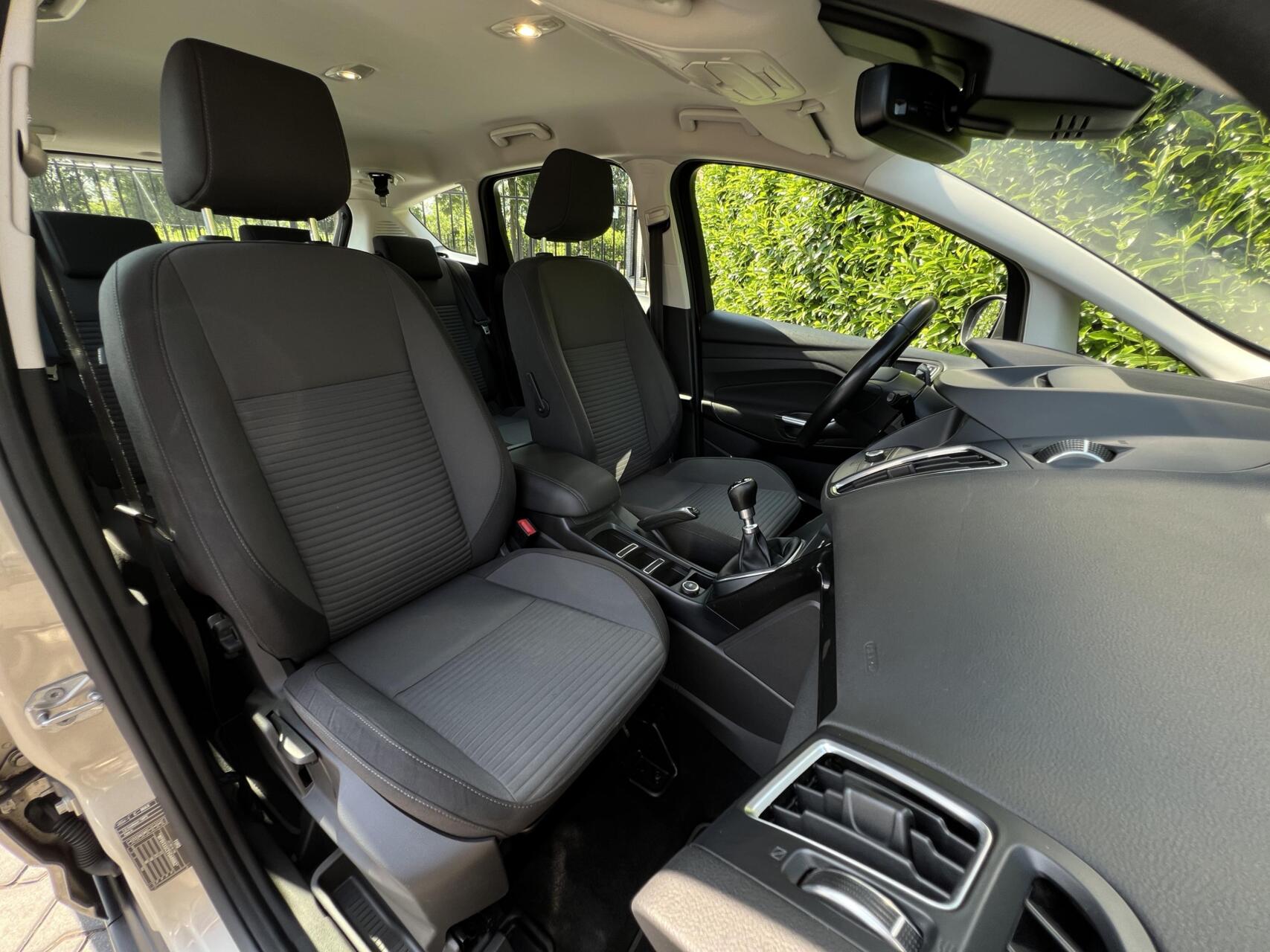 Foto van Ford C-max