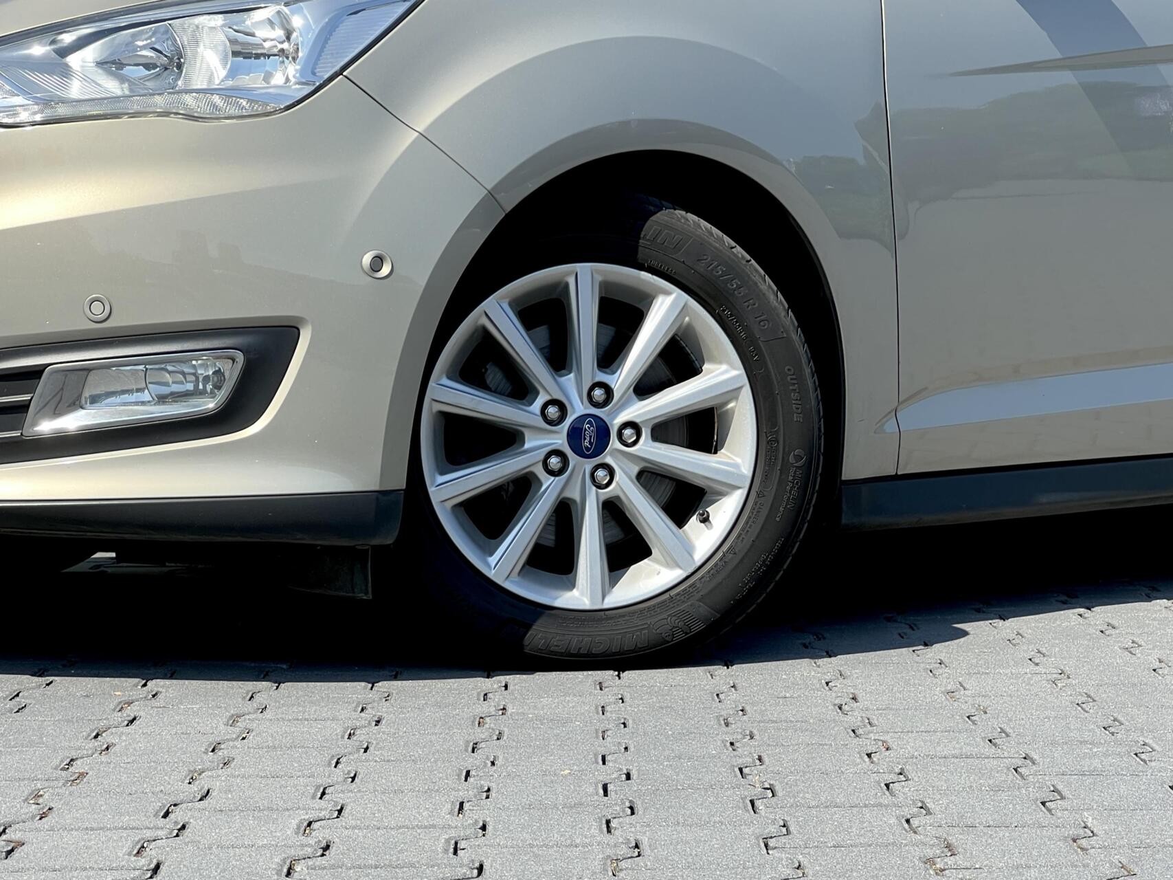 Foto van Ford C-max