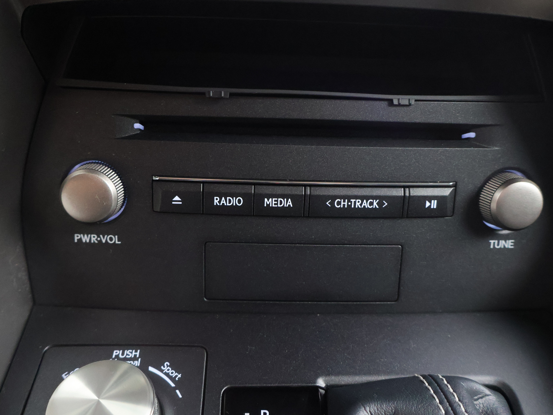 Foto van Lexus Lexus Nx300h
