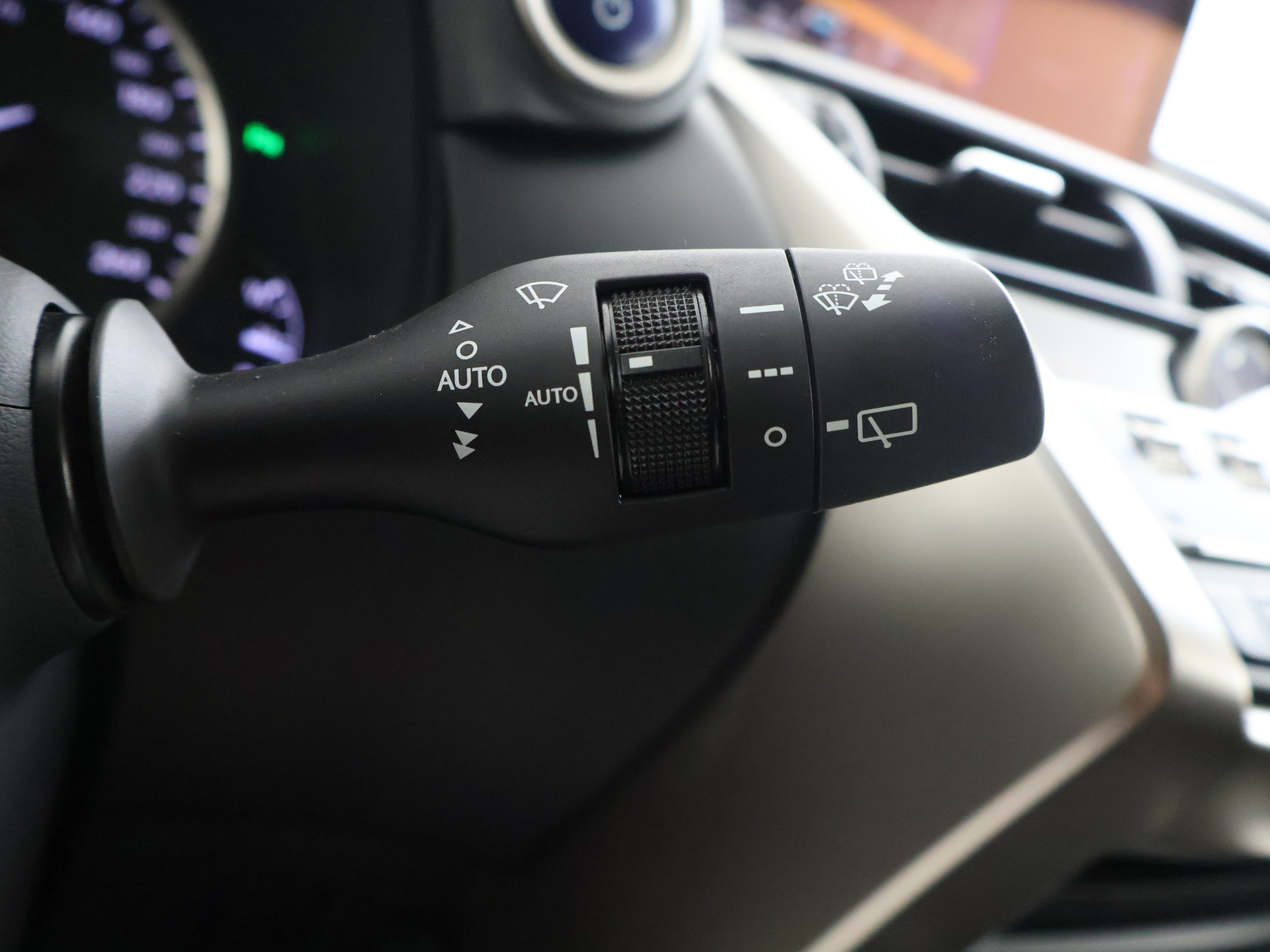 Foto van Lexus Lexus Nx300h