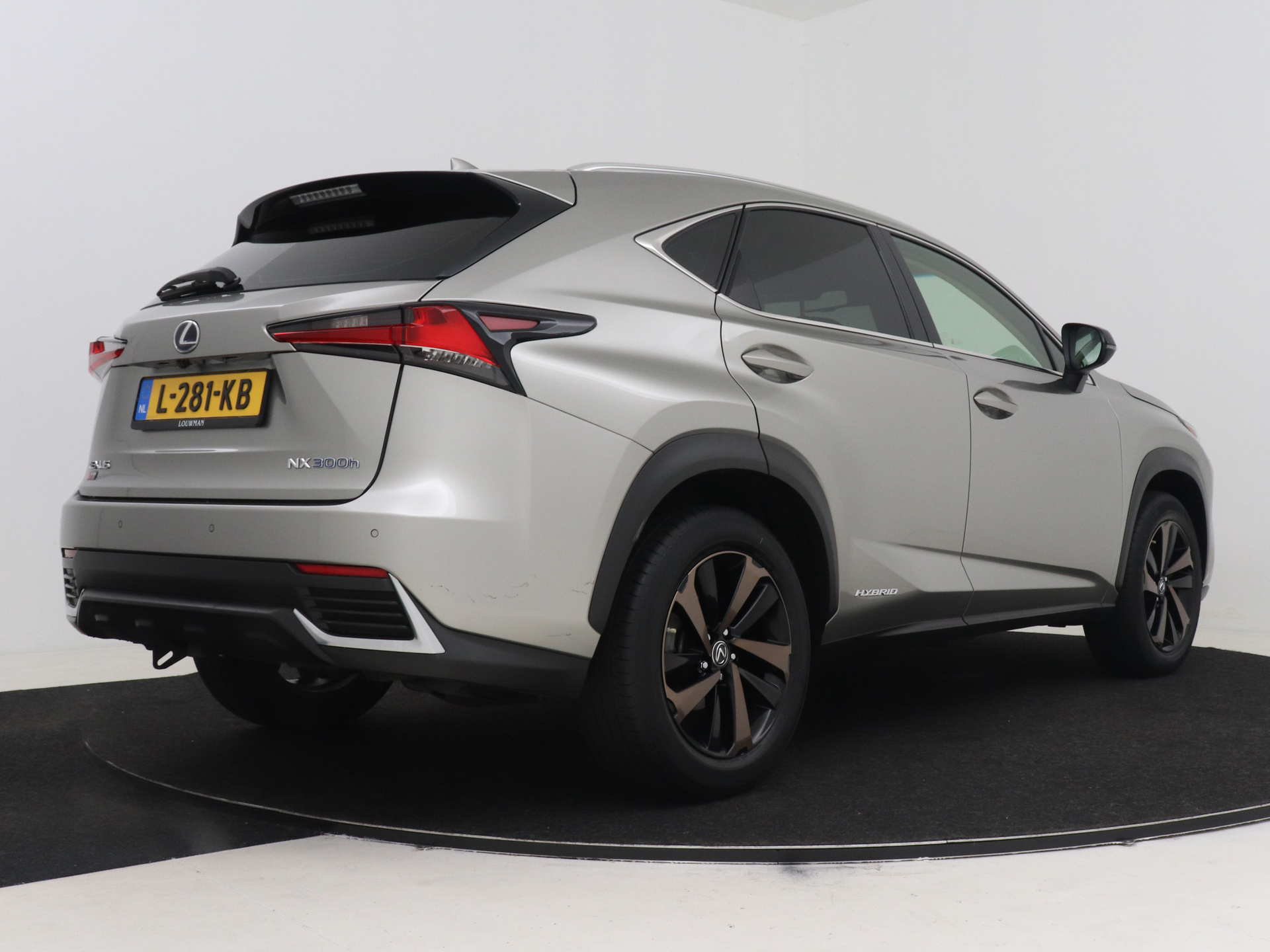 Foto van Lexus Lexus Nx300h