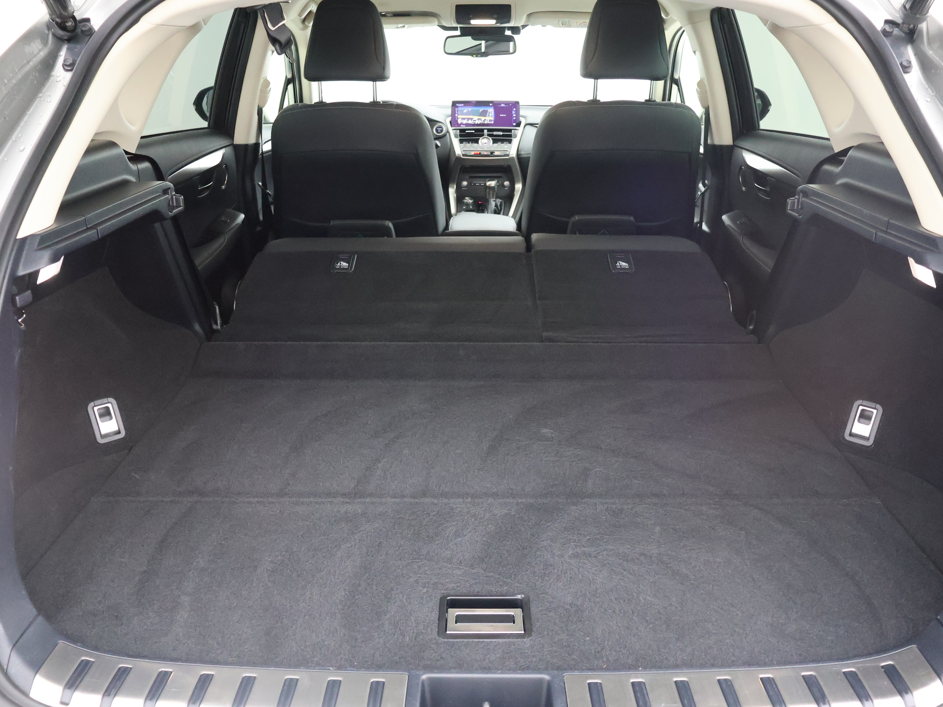 Foto van Lexus Lexus Nx300h