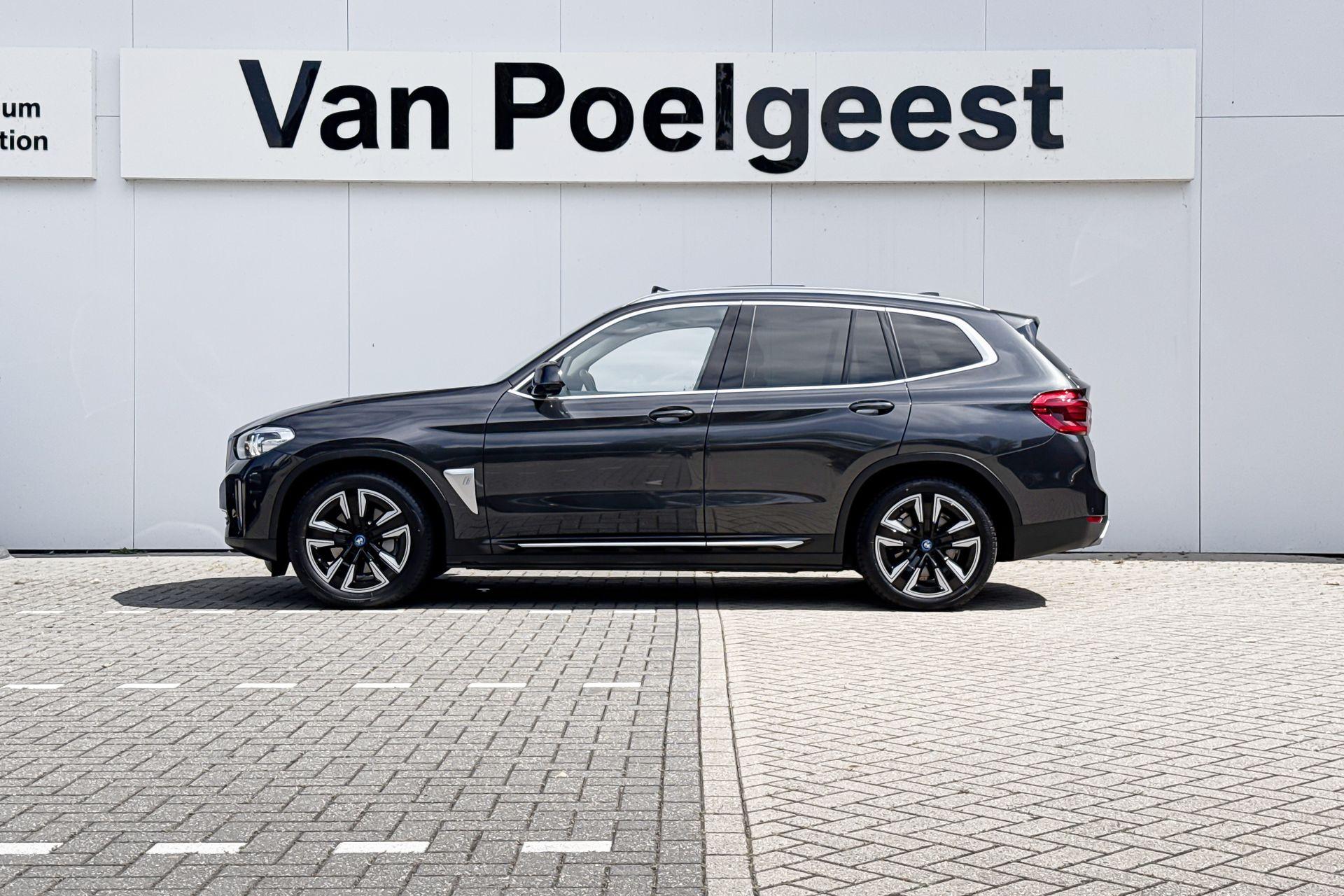 Foto van BMW Ix3