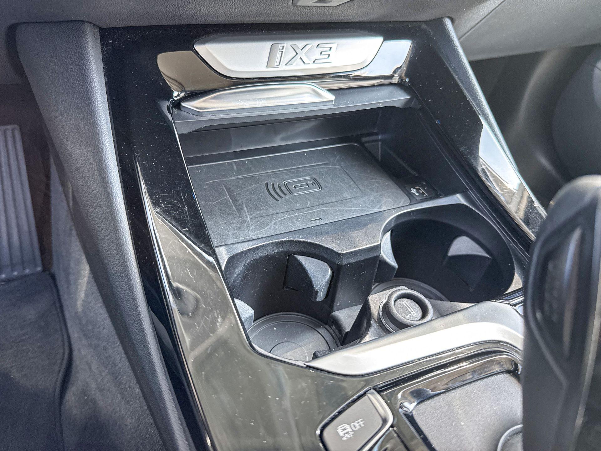 Foto van BMW Ix3
