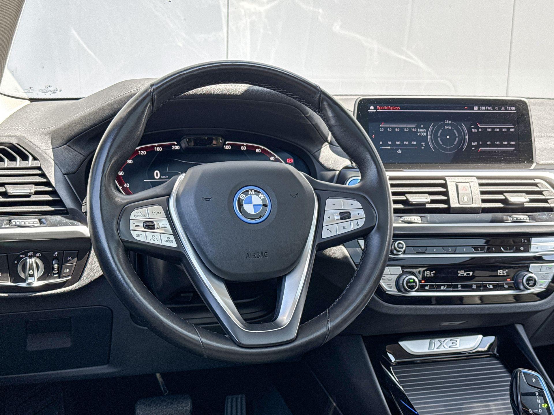 Foto van BMW Ix3