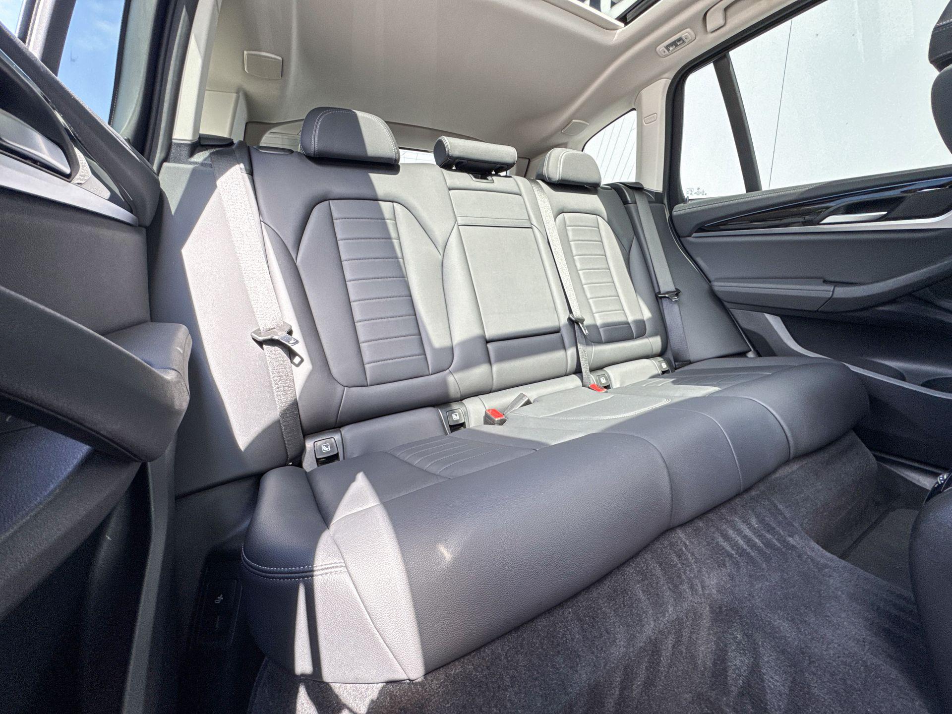 Foto van BMW Ix3