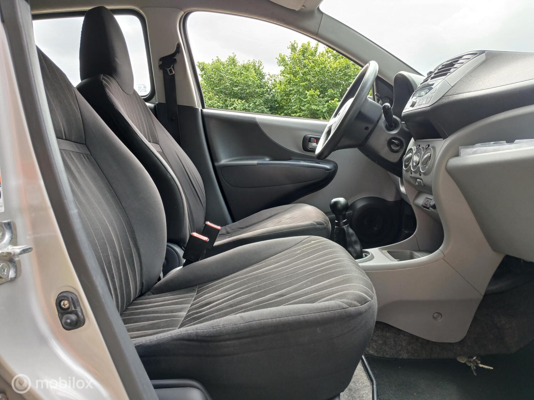 Foto van Nissan Nissan Pixo