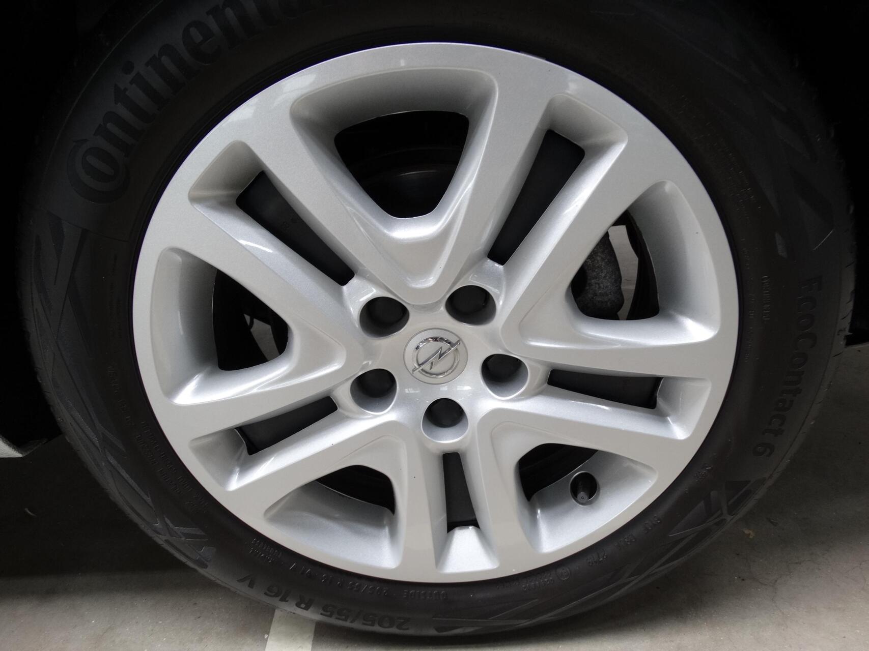 Foto van Opel Astra Sports Tourer
