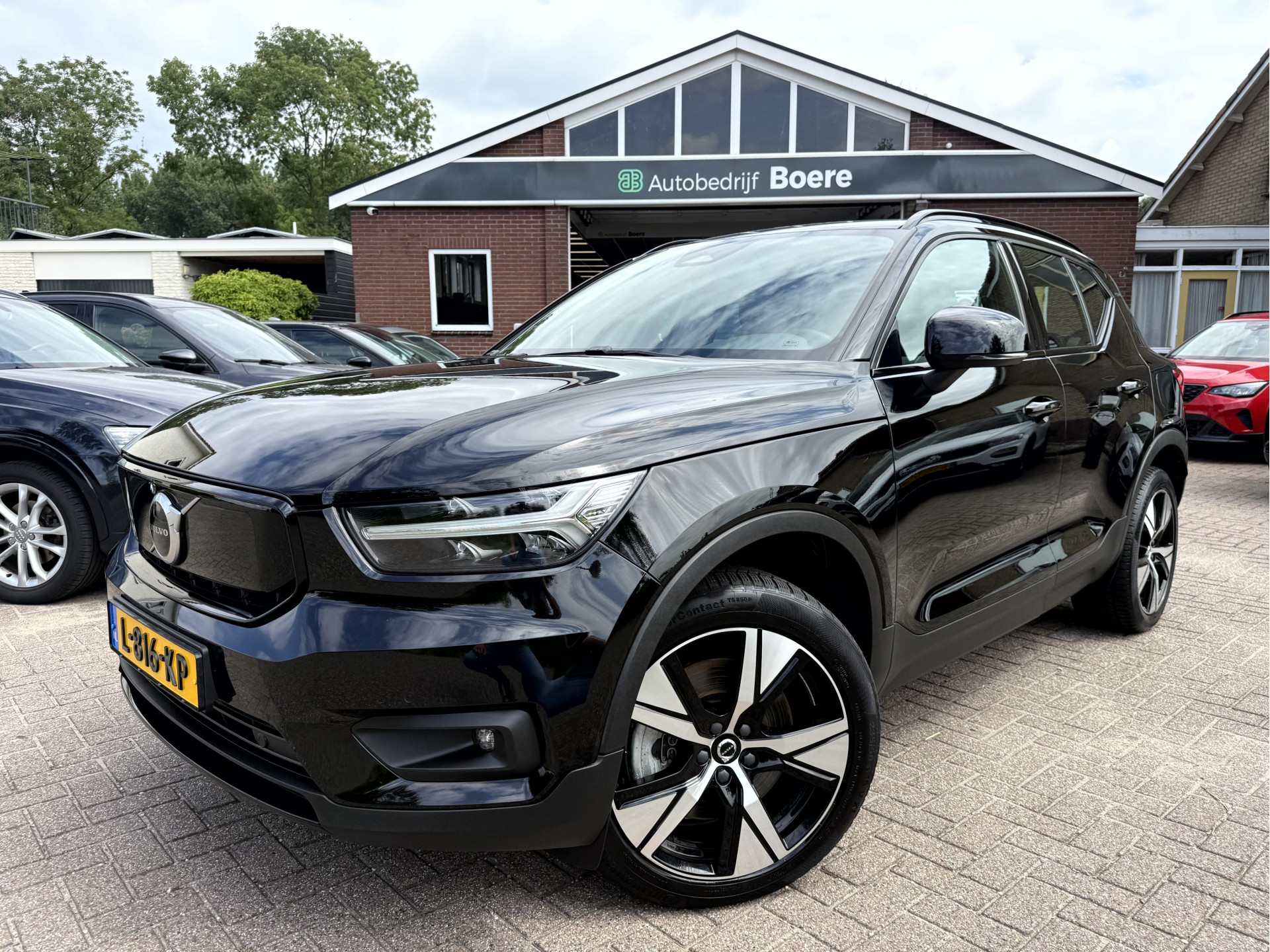 Volvo XC40 Recharge P8 AWD R-Design 2021 - voorkant
