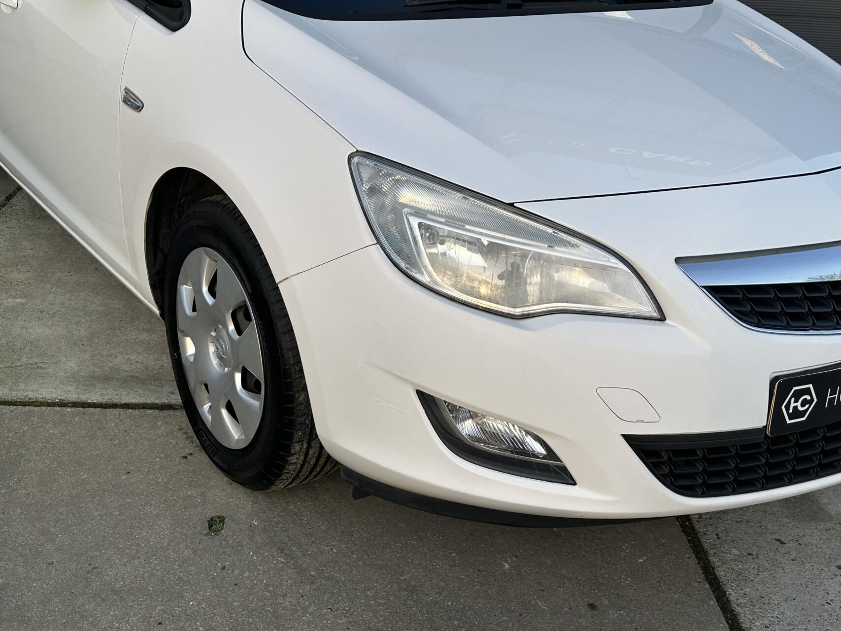 Foto van Opel Astra Sports Tourer