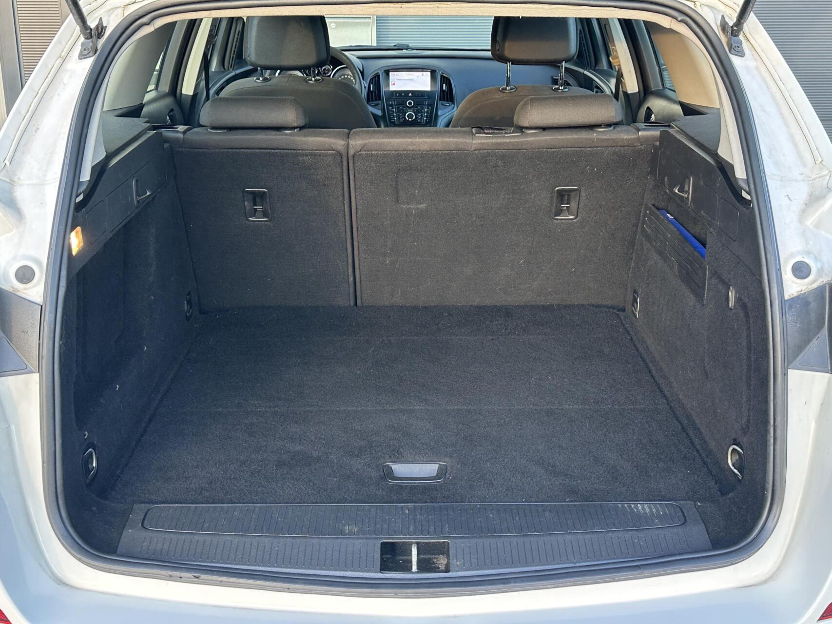 Foto van Opel Astra Sports Tourer