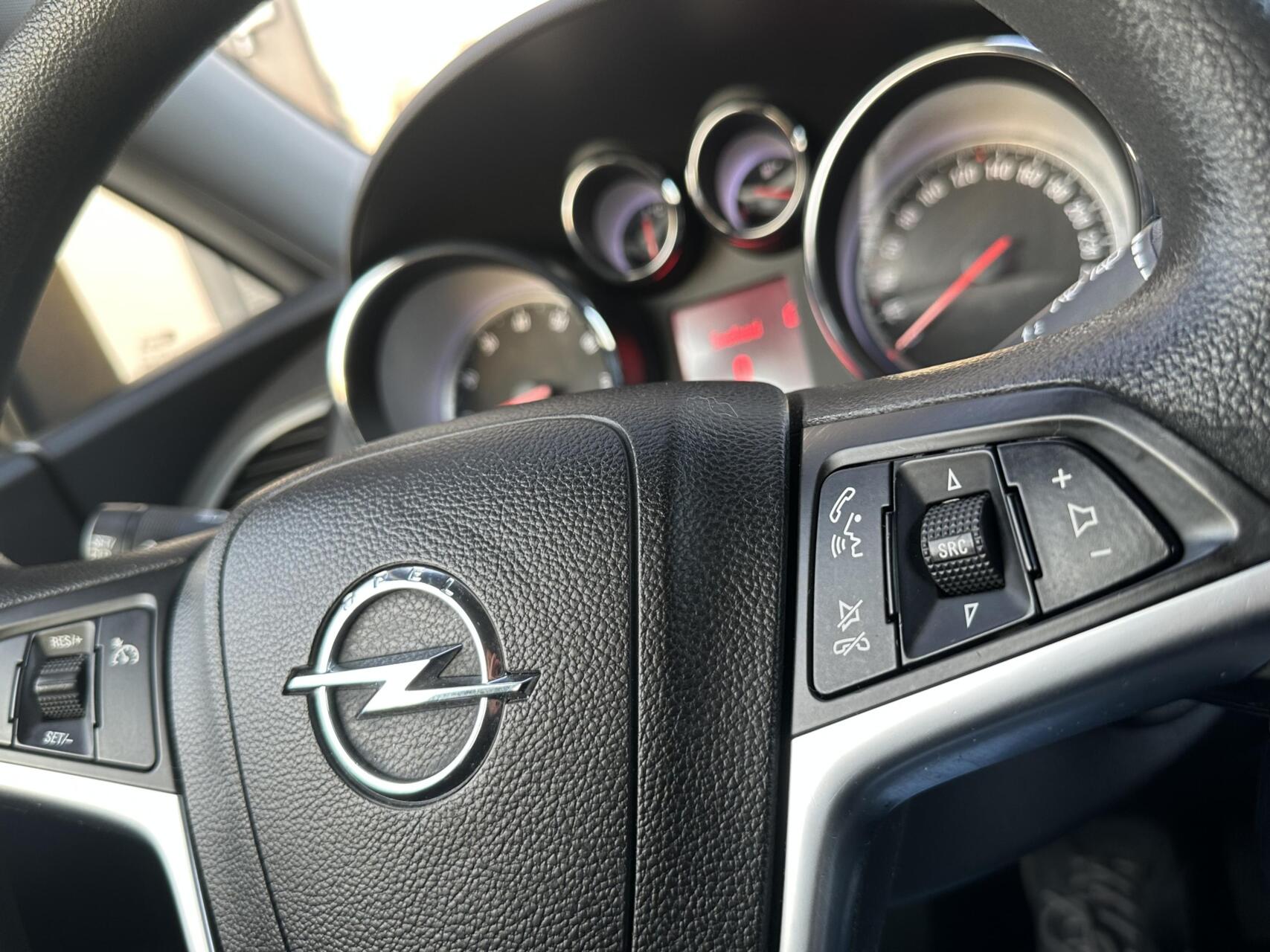 Foto van Opel Astra Sports Tourer