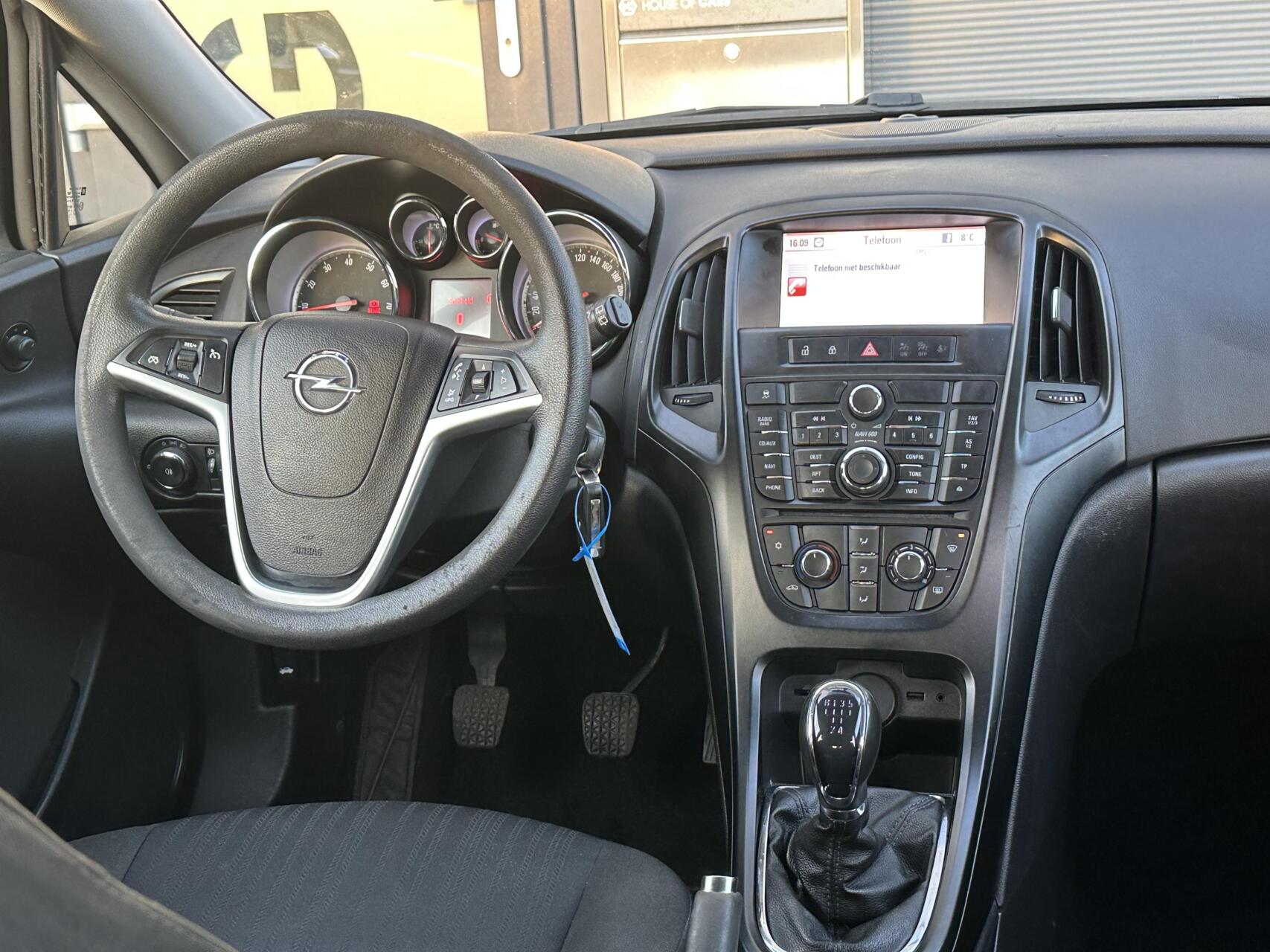 Foto van Opel Astra Sports Tourer