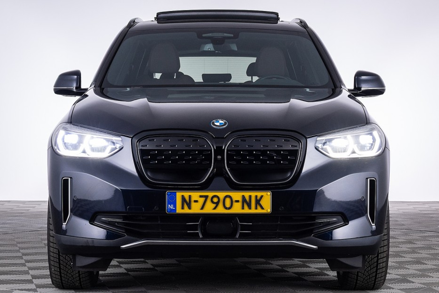 Foto van BMW Ix3