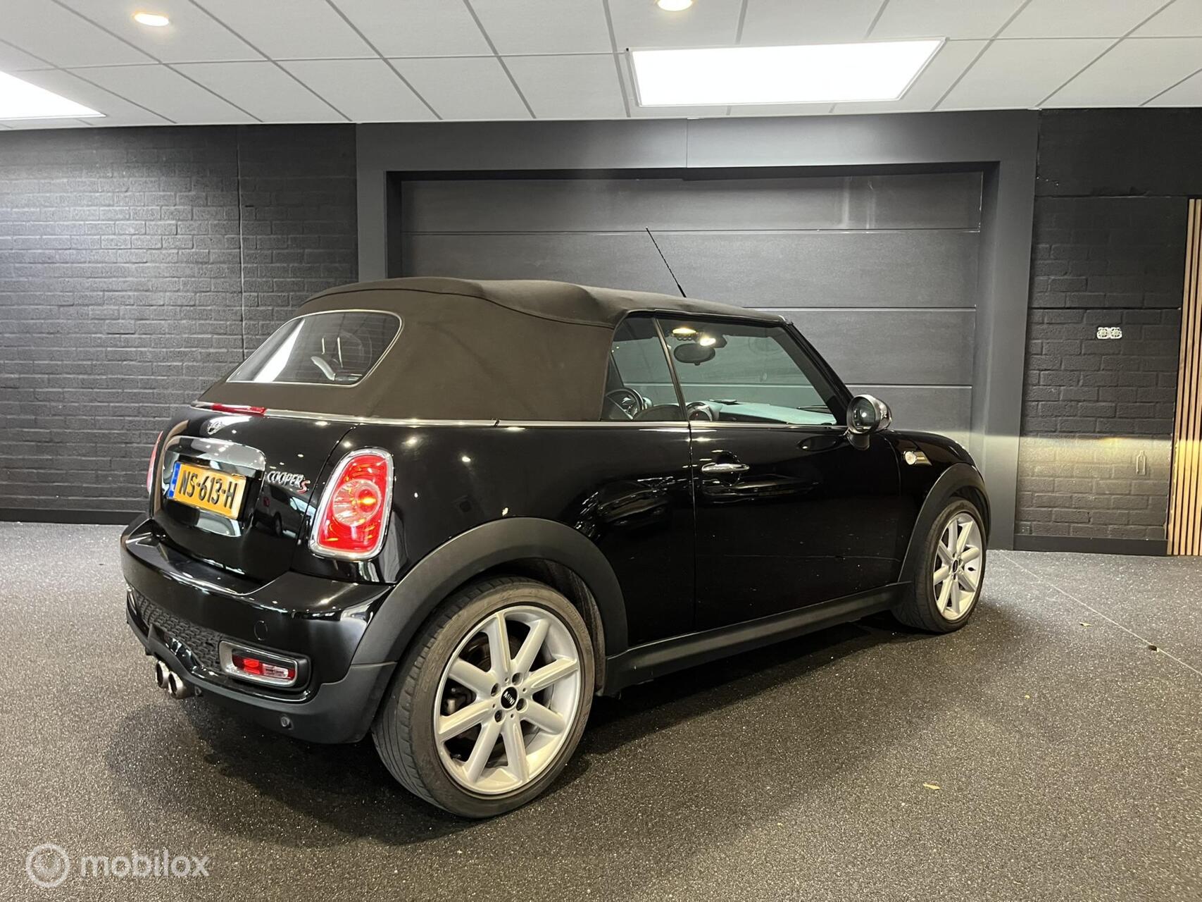 Foto van Mini Cooper S Cabrio