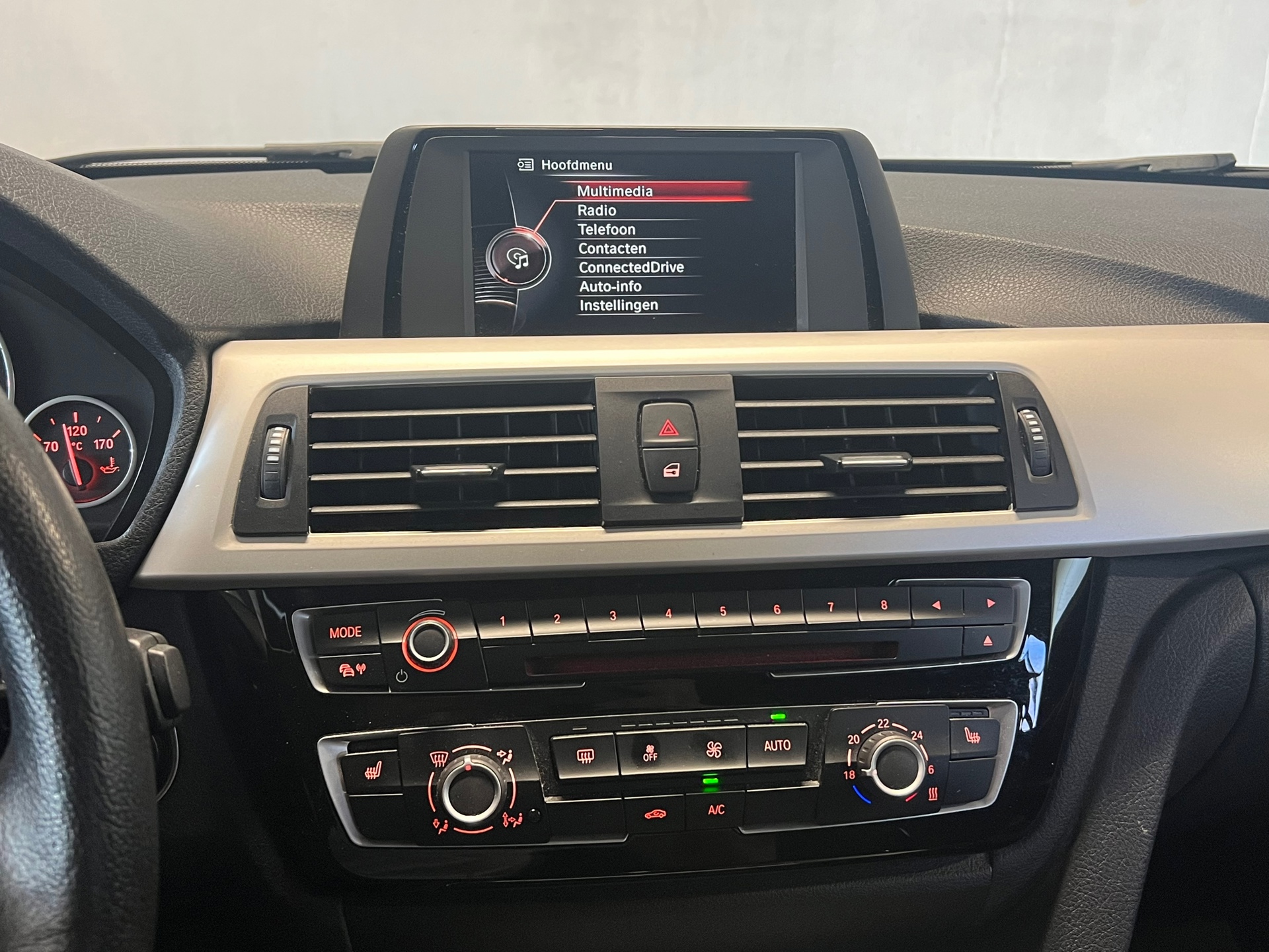 Foto van BMW 318i