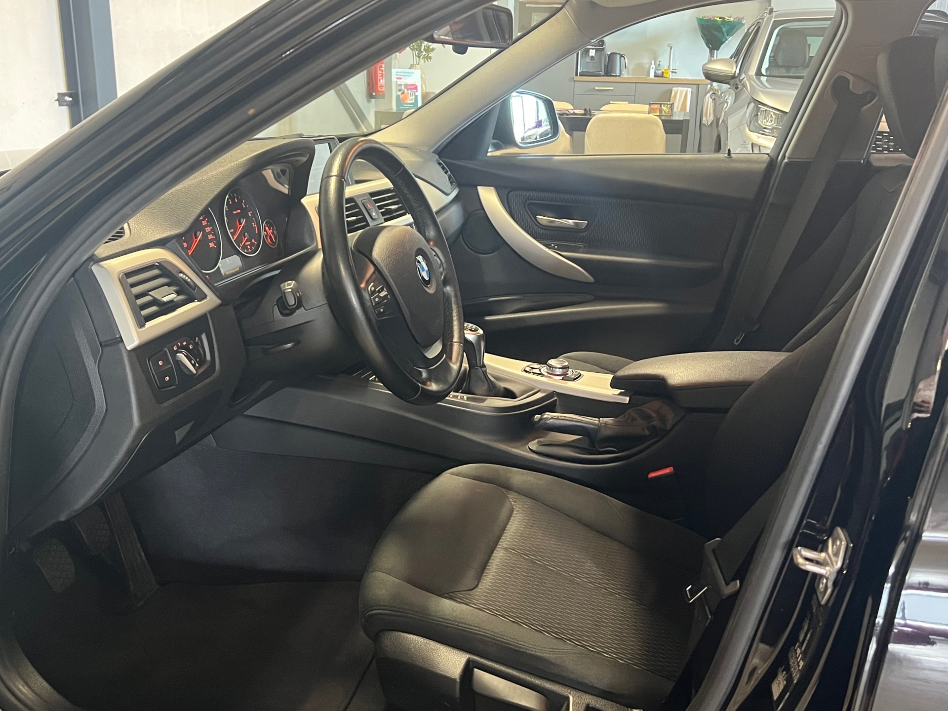 Foto van BMW 318i