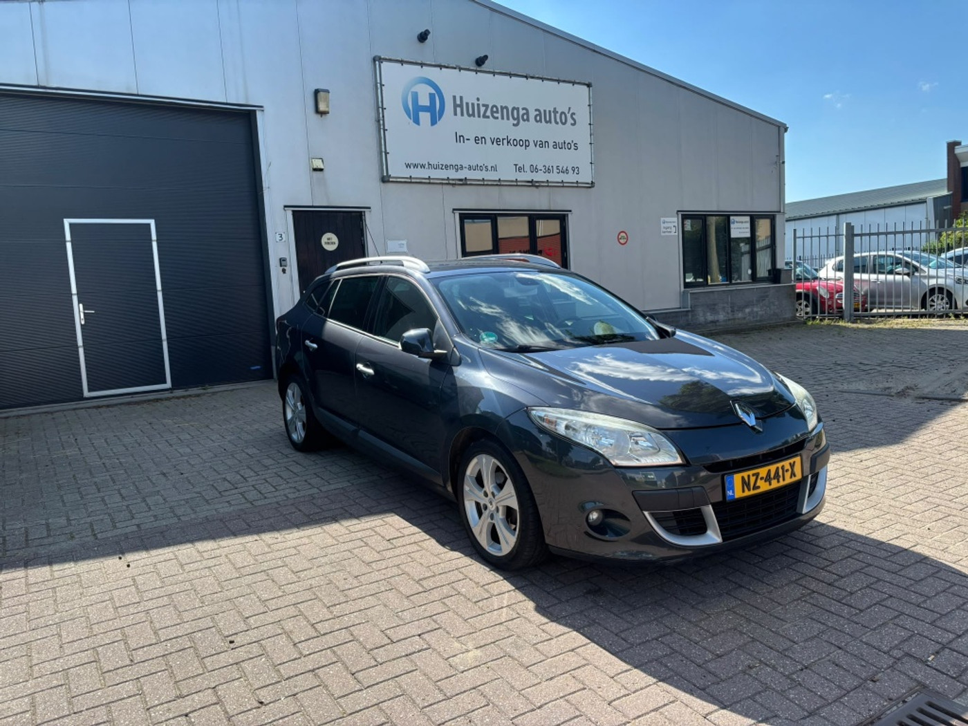Renault Megane 1.9 dCi Dynamique| CLIMA!| Met APK!| Nette auto! 2011 - voorkant