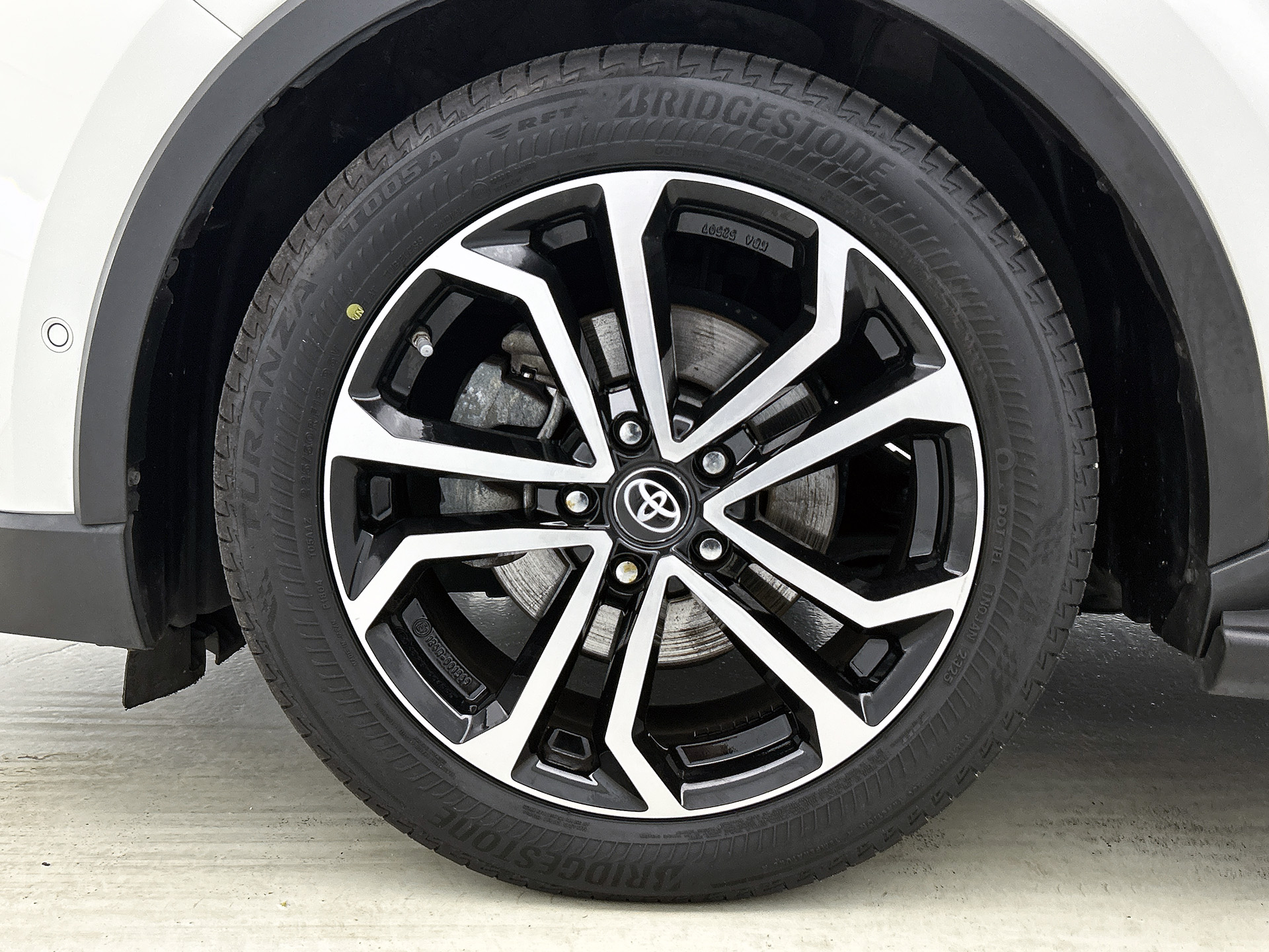 Foto van Toyota Toyota C-hr