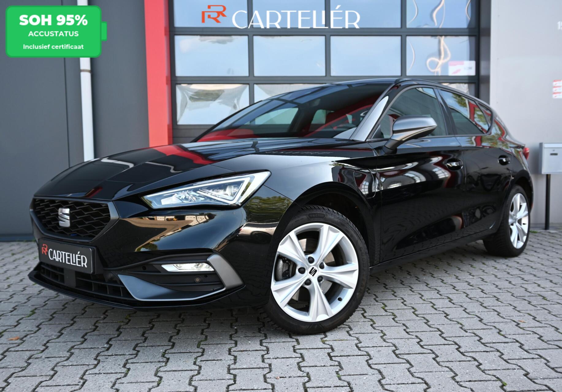 Seat Leon 1.4 TSI eHybrid FR 245PK | Carplay | Camera | ACC | Cam | Dodehoek detectie | Stoel & Stuurwielverwarming | Trekhaak | Led | Keyless | Lane Assist | Digital Dash 2021 - voorkant