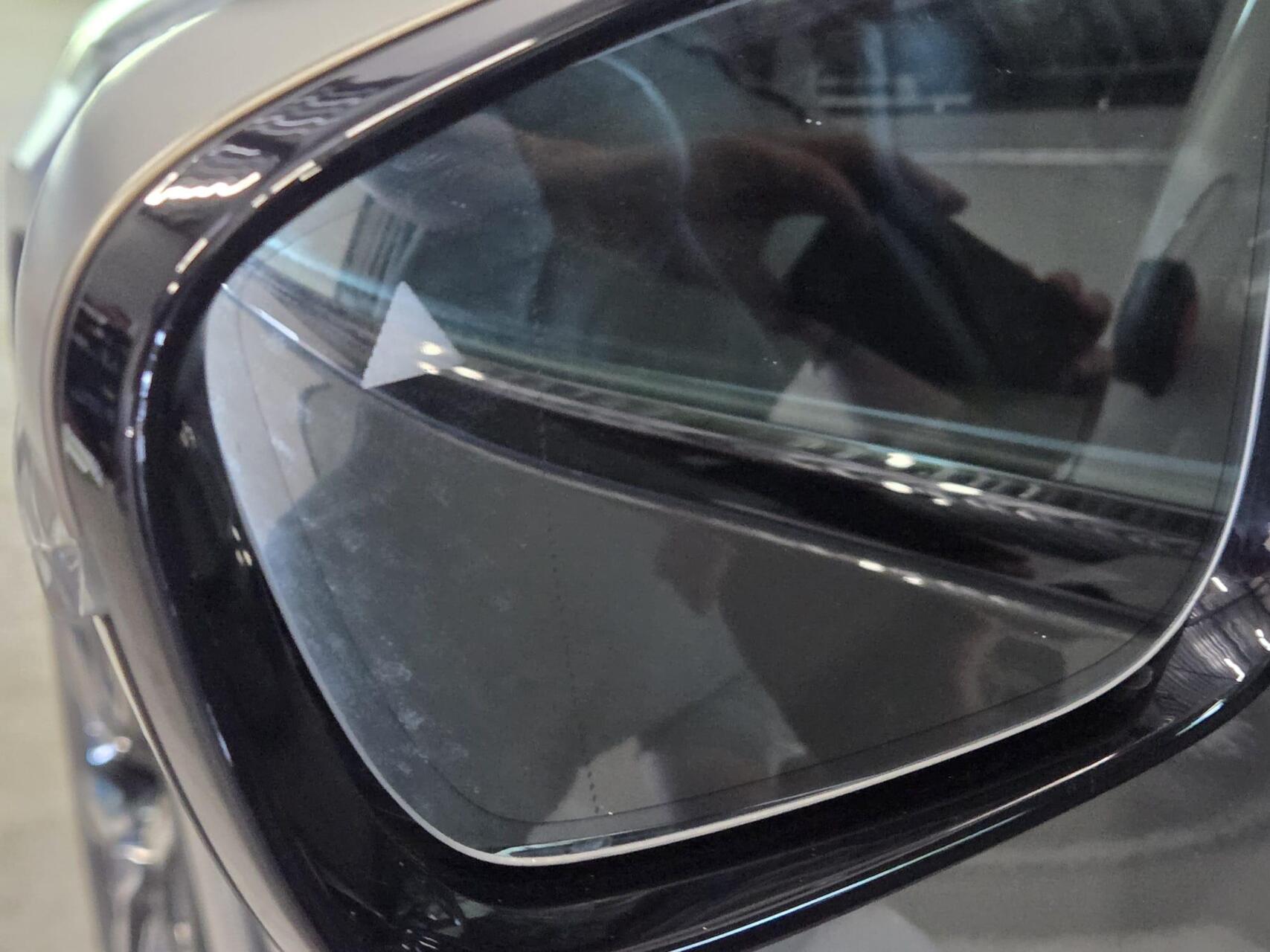 Foto van BMW I4 M50
