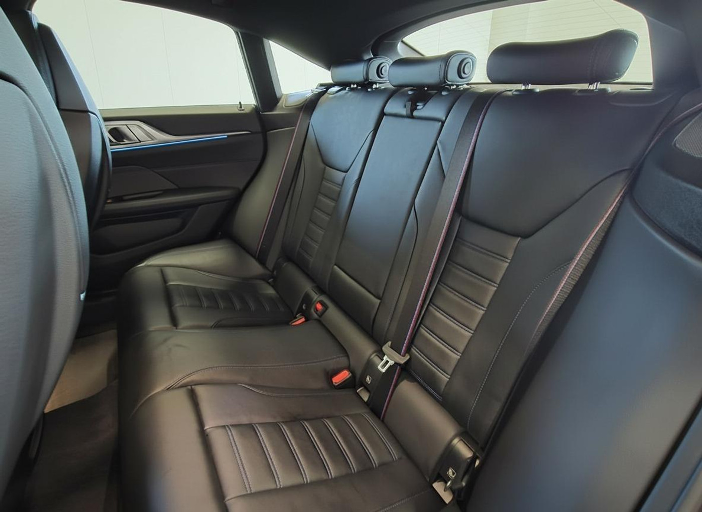 Foto van BMW I4 M50