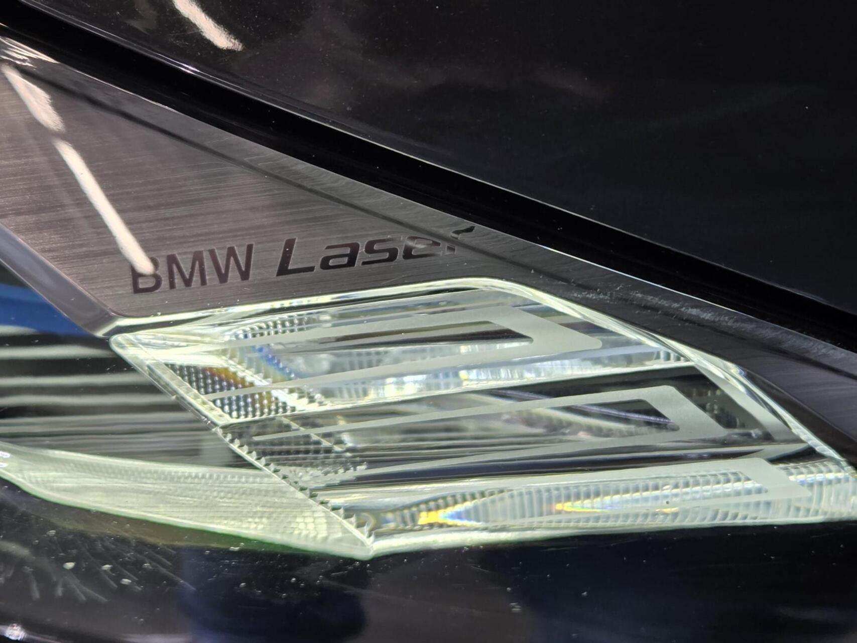 Foto van BMW I4 M50