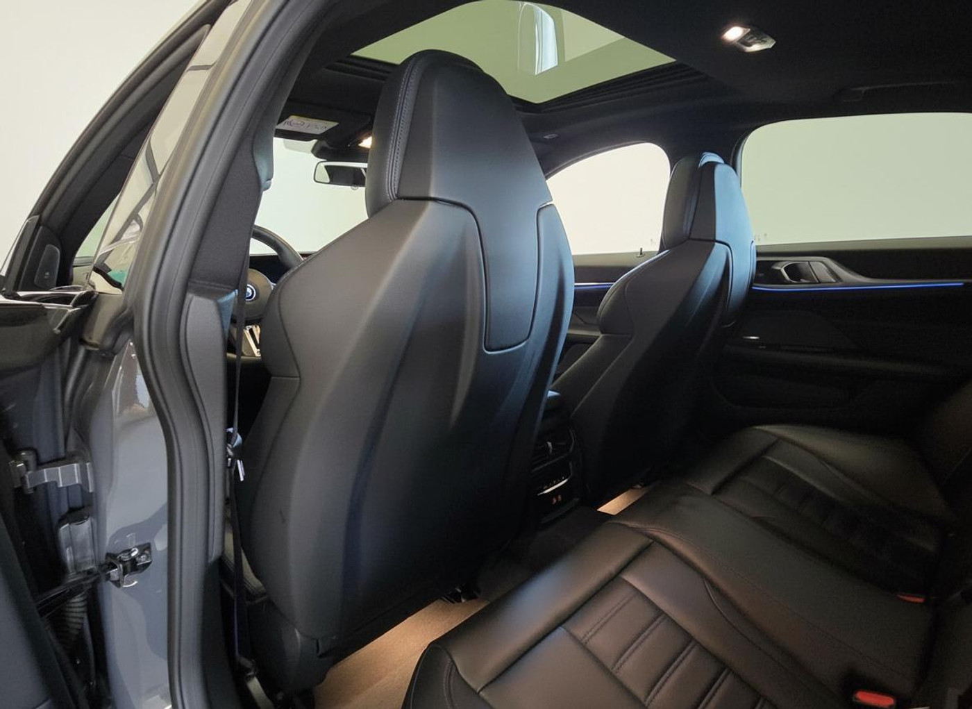 Foto van BMW I4 M50