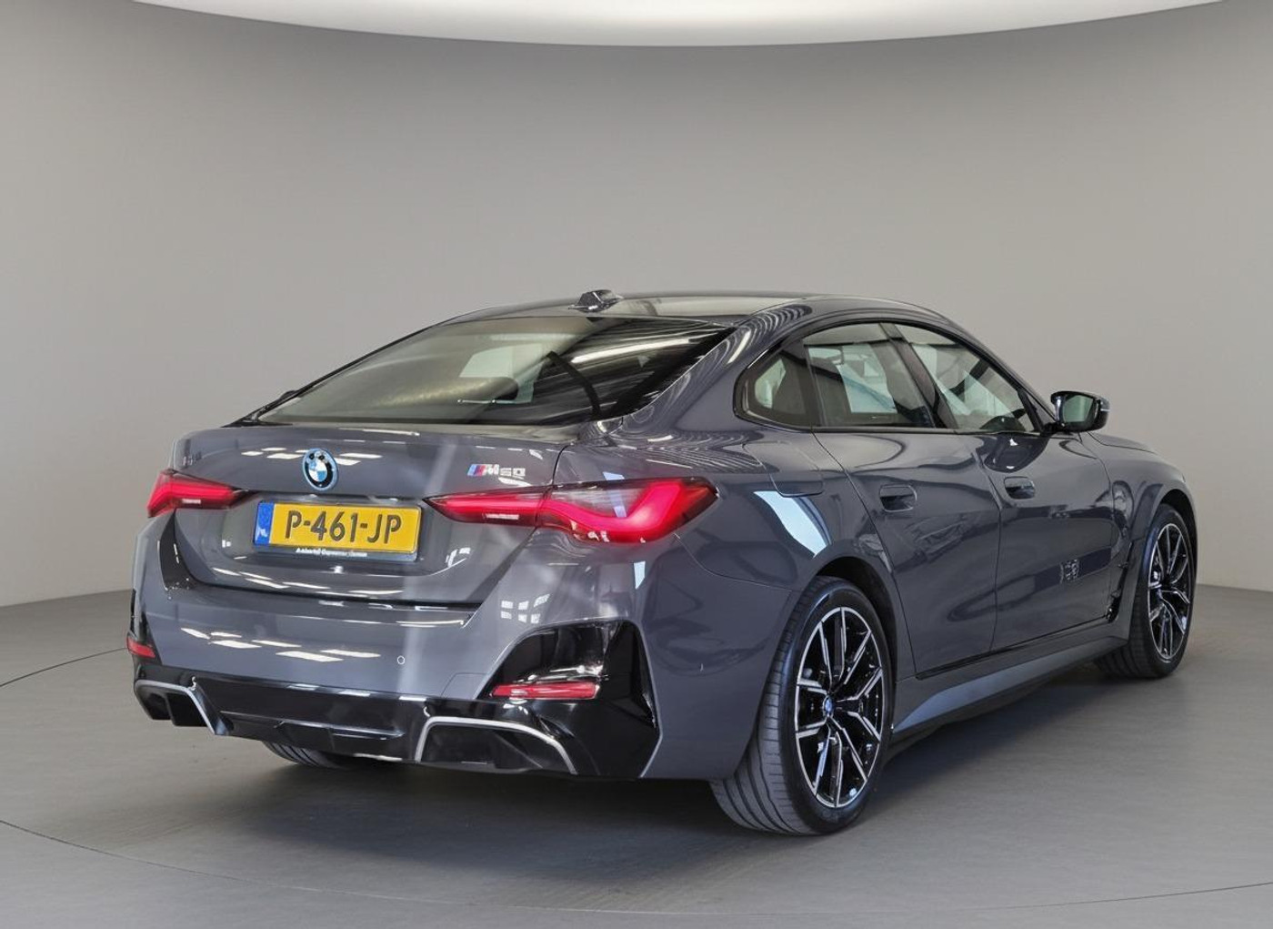 Foto van BMW I4 M50