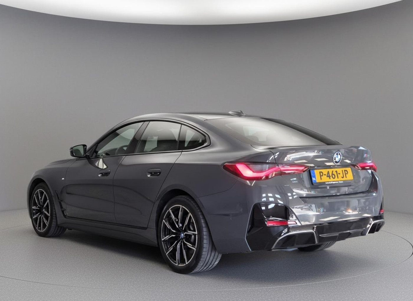 Foto van BMW I4 M50