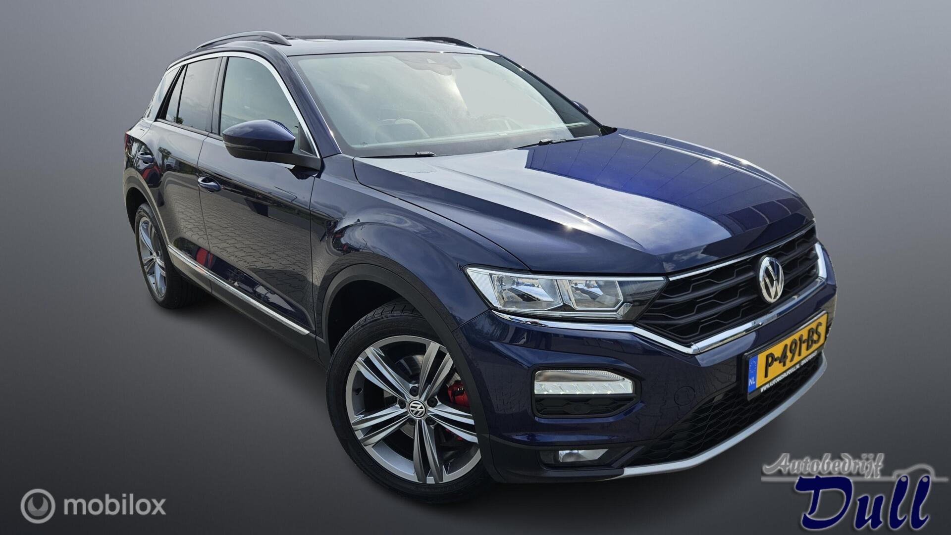 Volkswagen T-roc 1.5 TSI Sport Panoramadak Trekhaak Cruise!! 2018 - voorkant