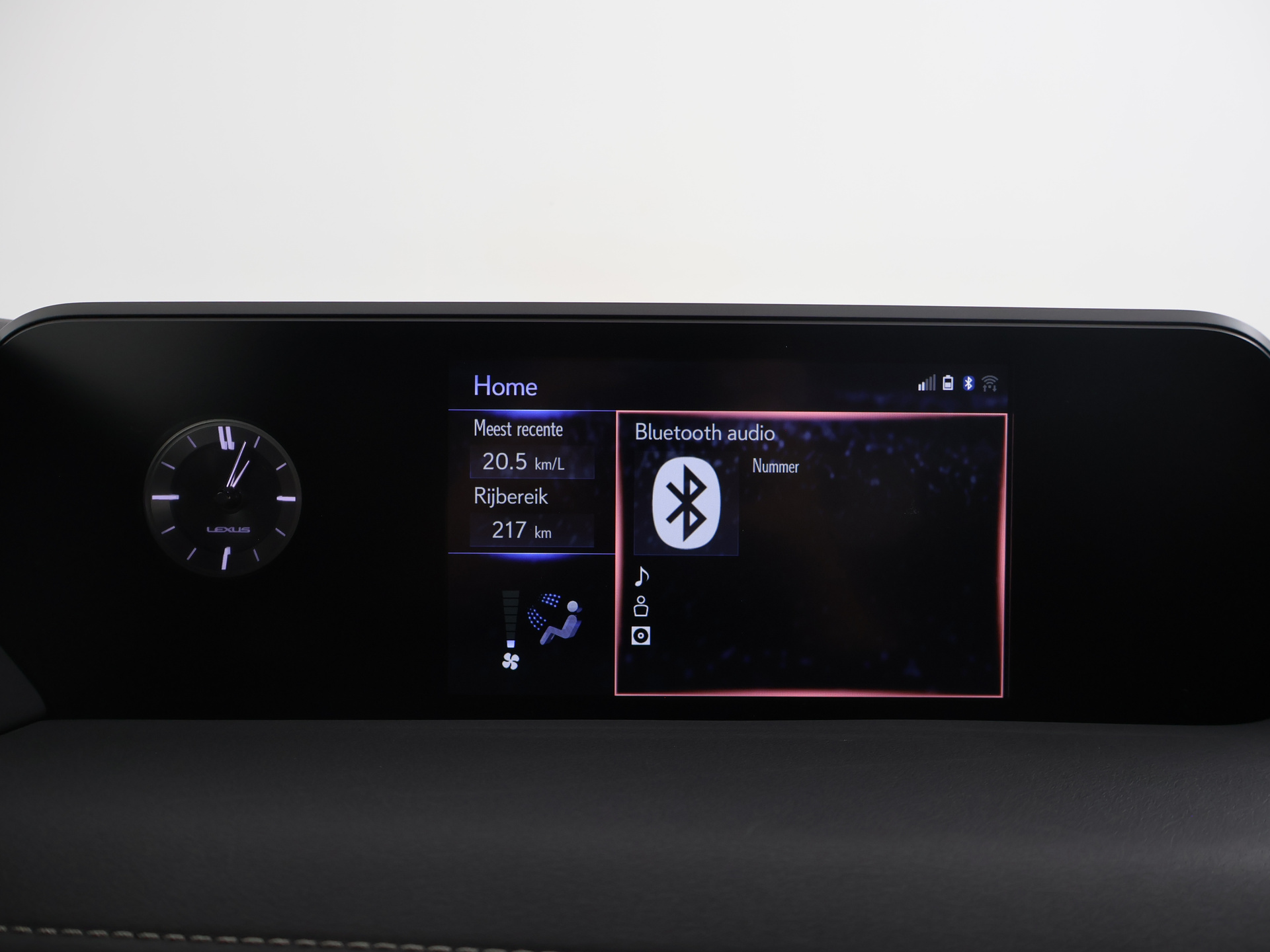 Foto van Lexus Lexus Ux250h