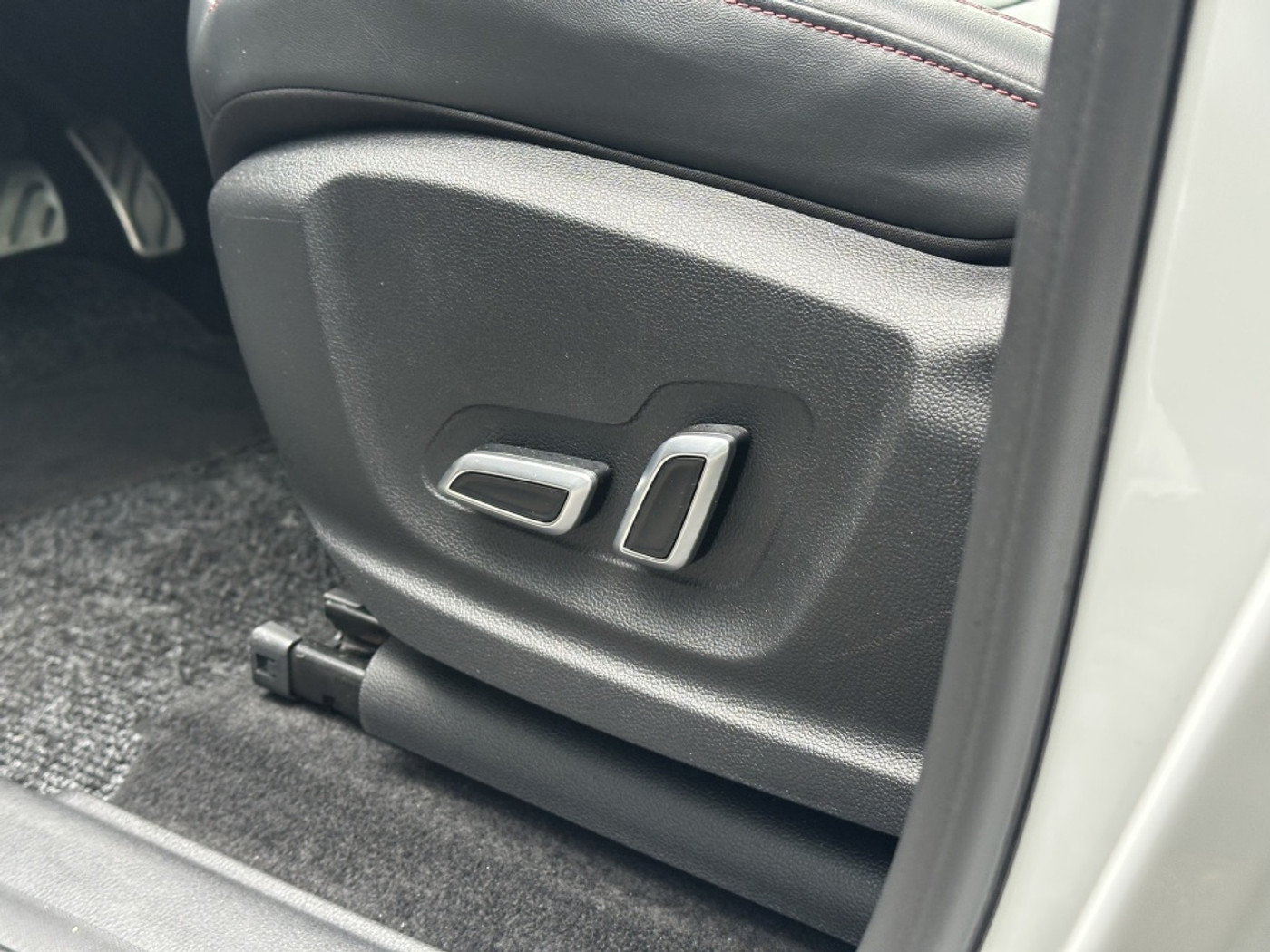 Foto van MG MG Rx6 Plug-in Hybrid