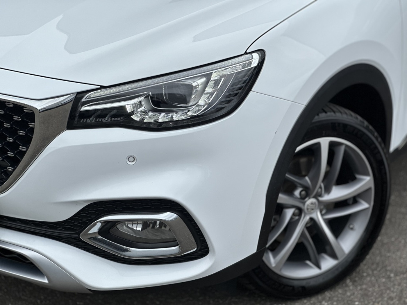 Foto van MG MG Rx6 Plug-in Hybrid