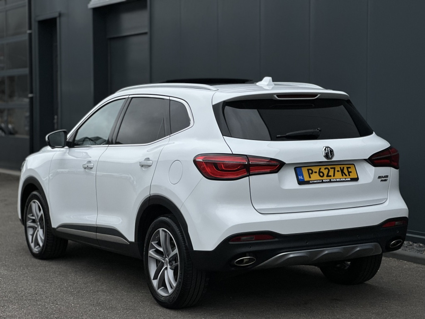 Foto van MG MG Rx6 Plug-in Hybrid