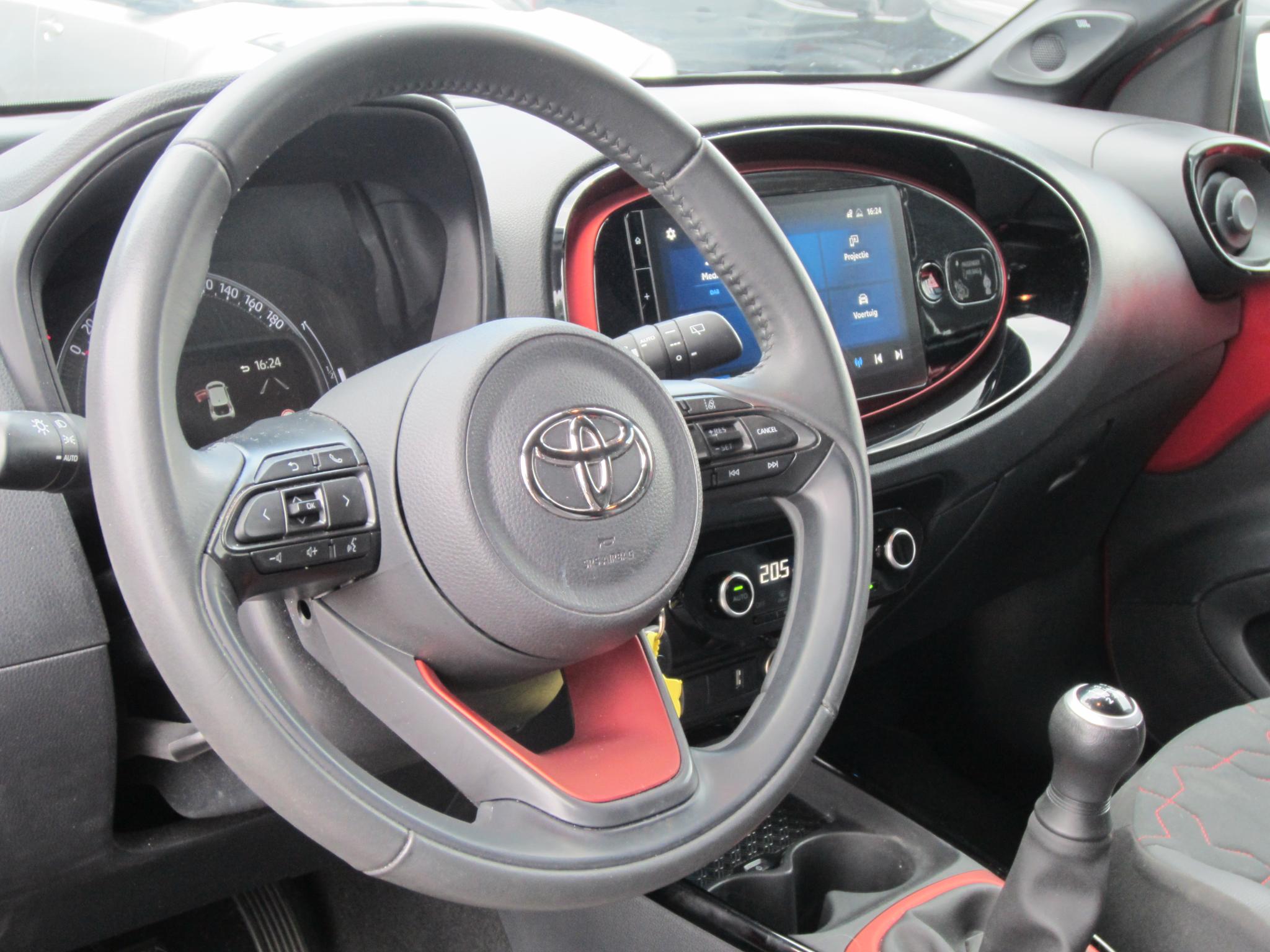 Foto van Toyota Toyota Aygo X