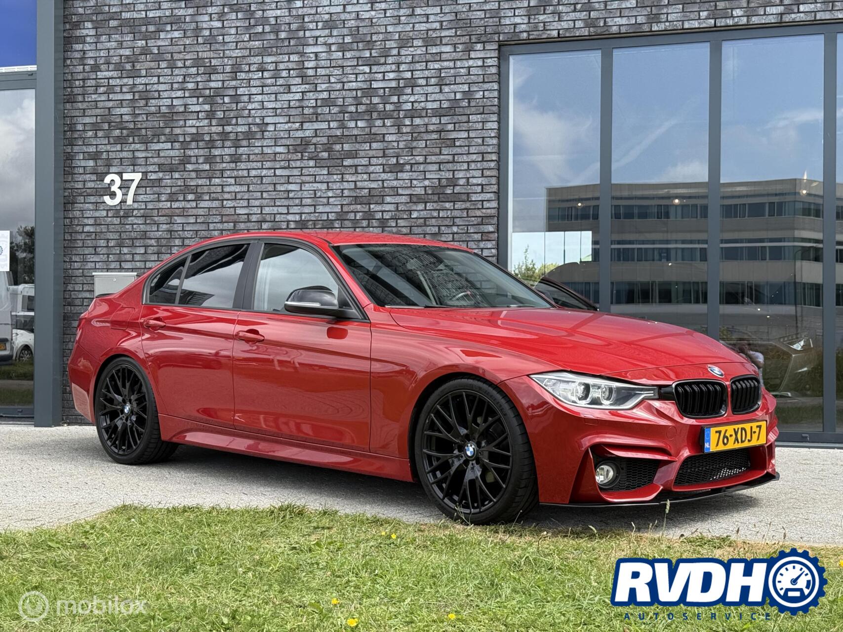BMW 3er Reihe 320i |M3 uitgevoerd|Climate|Navi|PDC 2012 - voorkant