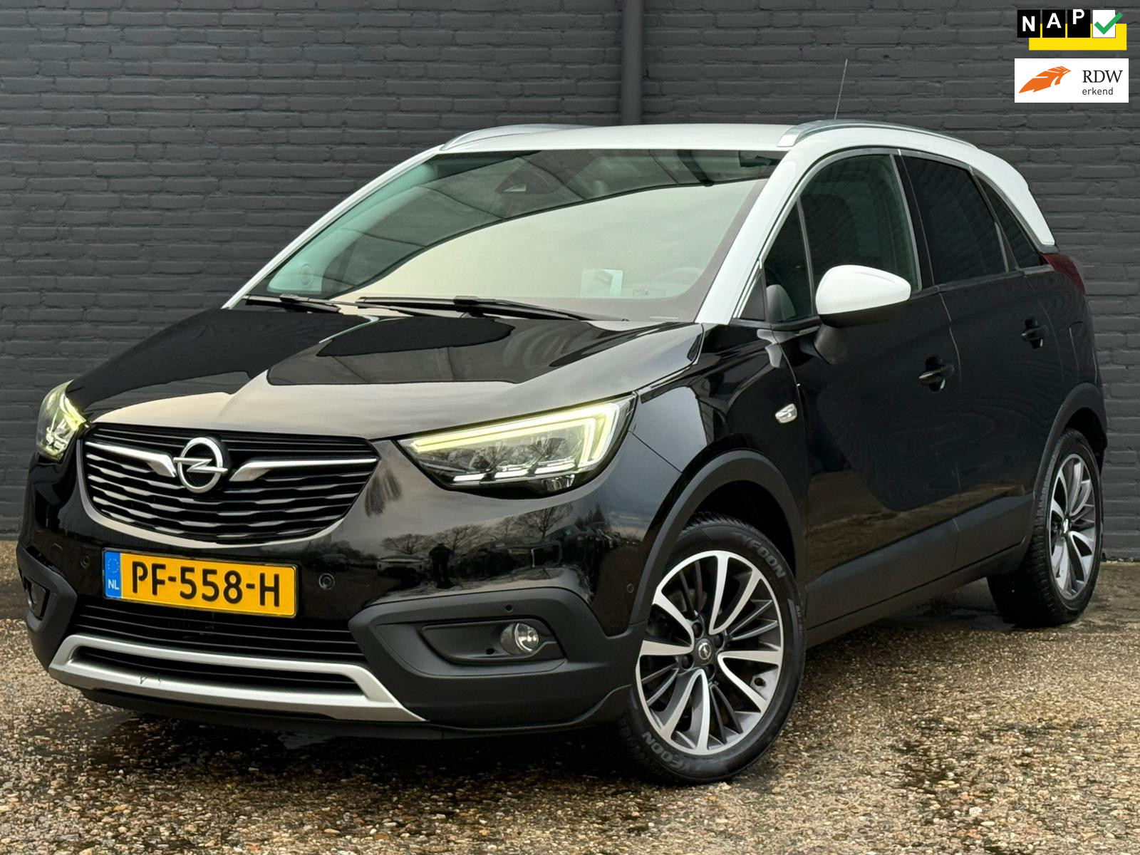 Opel Crossland X 1.2 Turbo Innovation CAMERA | NAVI | CRUISE | KEYLESS | PDC | NWE APK 2017 - voorkant