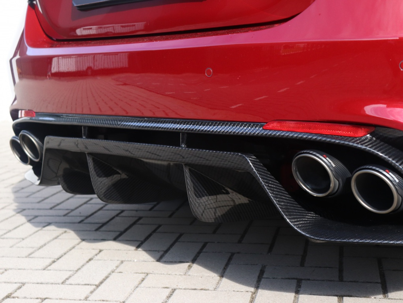 Foto van Alfa Romeo Giulia Quadrifoglio