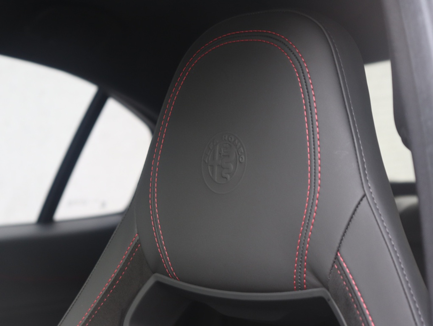 Foto van Alfa Romeo Giulia Quadrifoglio