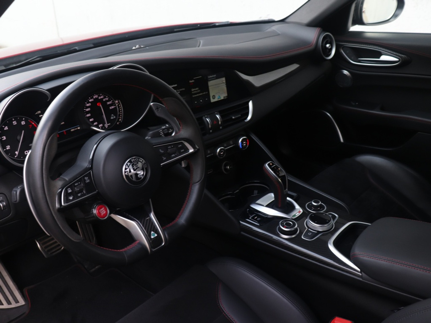Foto van Alfa Romeo Giulia Quadrifoglio